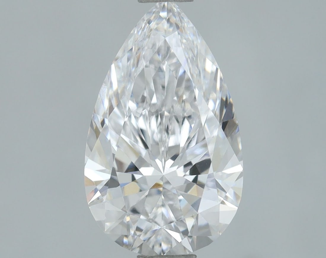 Loose Lab Diamond IGI Pear 1.02ct D VS1: Loose Lab Diamond IGI Pear 1.02ct D VS1 Loose lab-grown diamond weighing 1.02ct with a D color and VS1 clarity, certified by IGI. Measurements are 9.14L x 5.55W x 3.44H. Item Specifics: Source: This