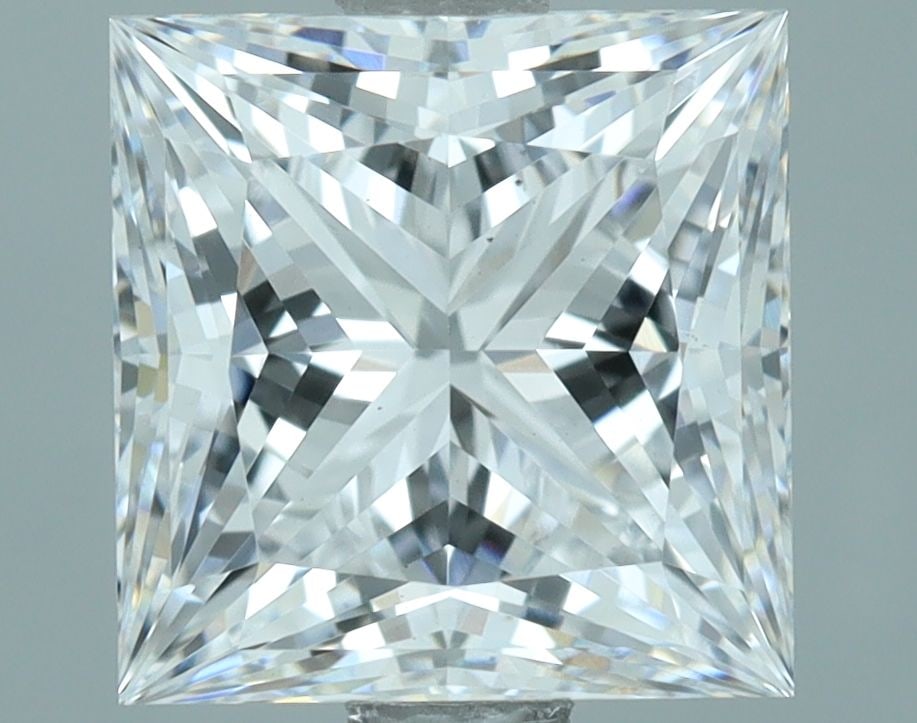 Loose Lab Diamond IGI Princess 2.03ct D VS1: Loose Lab Diamond IGI Princess 2.03ct D VS1 Loose Lab Diamond IGI certified, weighing 2.03 carats with a color grade of D and clarity of VS1, featuring excellent polish and symmetry. Measurements are