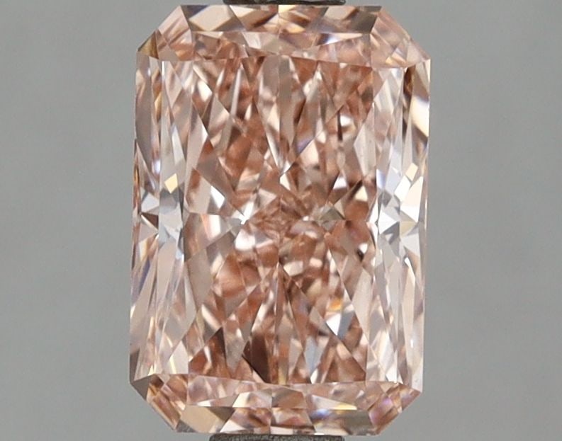 Loose Lab Diamond IGI Radiant 1.54ct Fancy Vivid Pink VS1: Loose Lab Diamond IGI Radiant 1.54ct Fancy Vivid Pink VS1 This loose lab-grown diamond has a weight of 1.54 ct and features a Fancy Vivid Pink color with VS1 clarity, certified by IGI. Item Specifics: