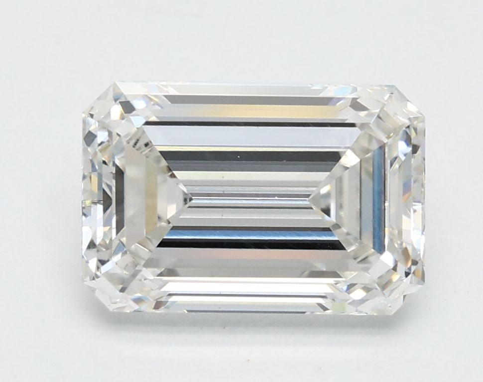 Loose Lab Diamond IGI Emerald 2.06ct G VS1: Loose Lab Diamond IGI Emerald 2.06ct G VS1 Cartier band ring in platinum 950 for women, featuring a 0.40ct diamond and US size 7.5. Used in like new condition with minimal signs of wear. Item