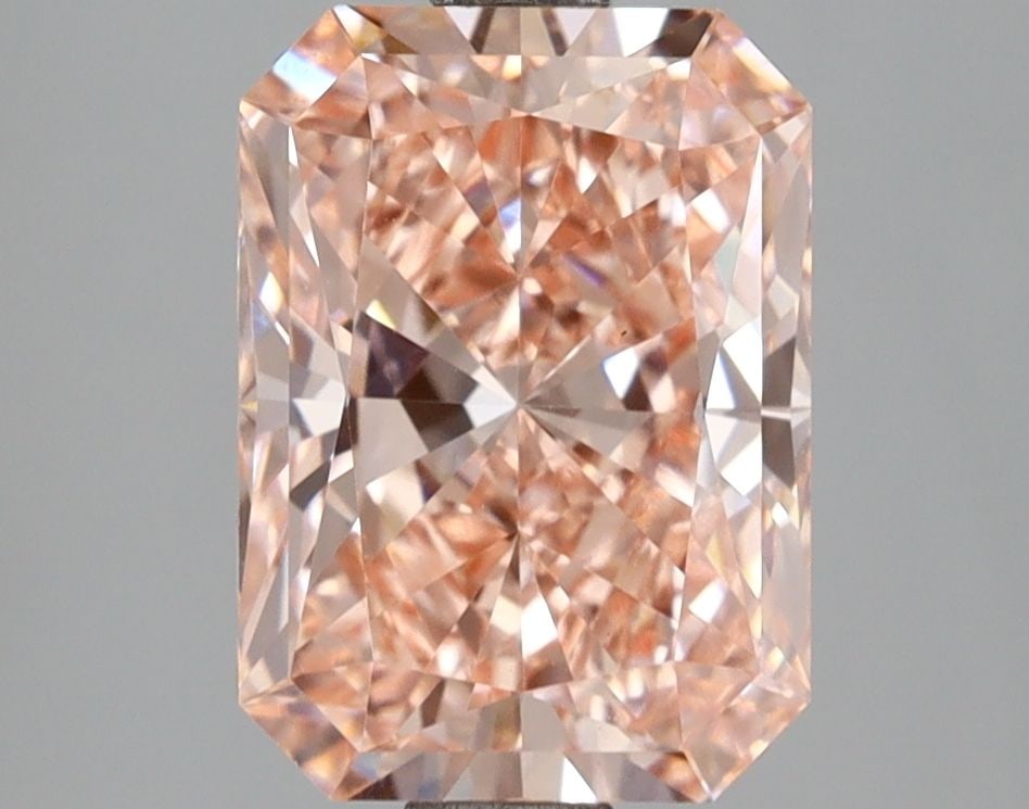 IGI 3.01ct Radiant Fancy Vivid Pink VS1 - Loose Lab Diamond: IGI 3.01ct Radiant Fancy Vivid Pink VS1 - Loose Lab Diamond IGI certified loose lab diamond of 3.01ct, radiant cut, fancy vivid pink color, and VS1 clarity. It is distinguished by excellent polish and