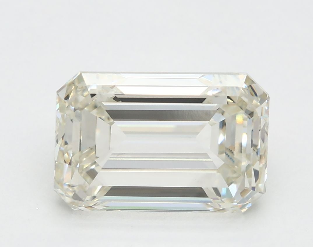 Loose Lab Diamond IGI Emerald 3.01ct J VS1: Loose Lab Diamond IGI Emerald 3.01ct J VS1 Loose lab-grown diamond IGI certified, emerald cut, 3.01ct, color J, clarity VS1, featuring excellent polish and symmetry. Item Specifics: Source: This Is A