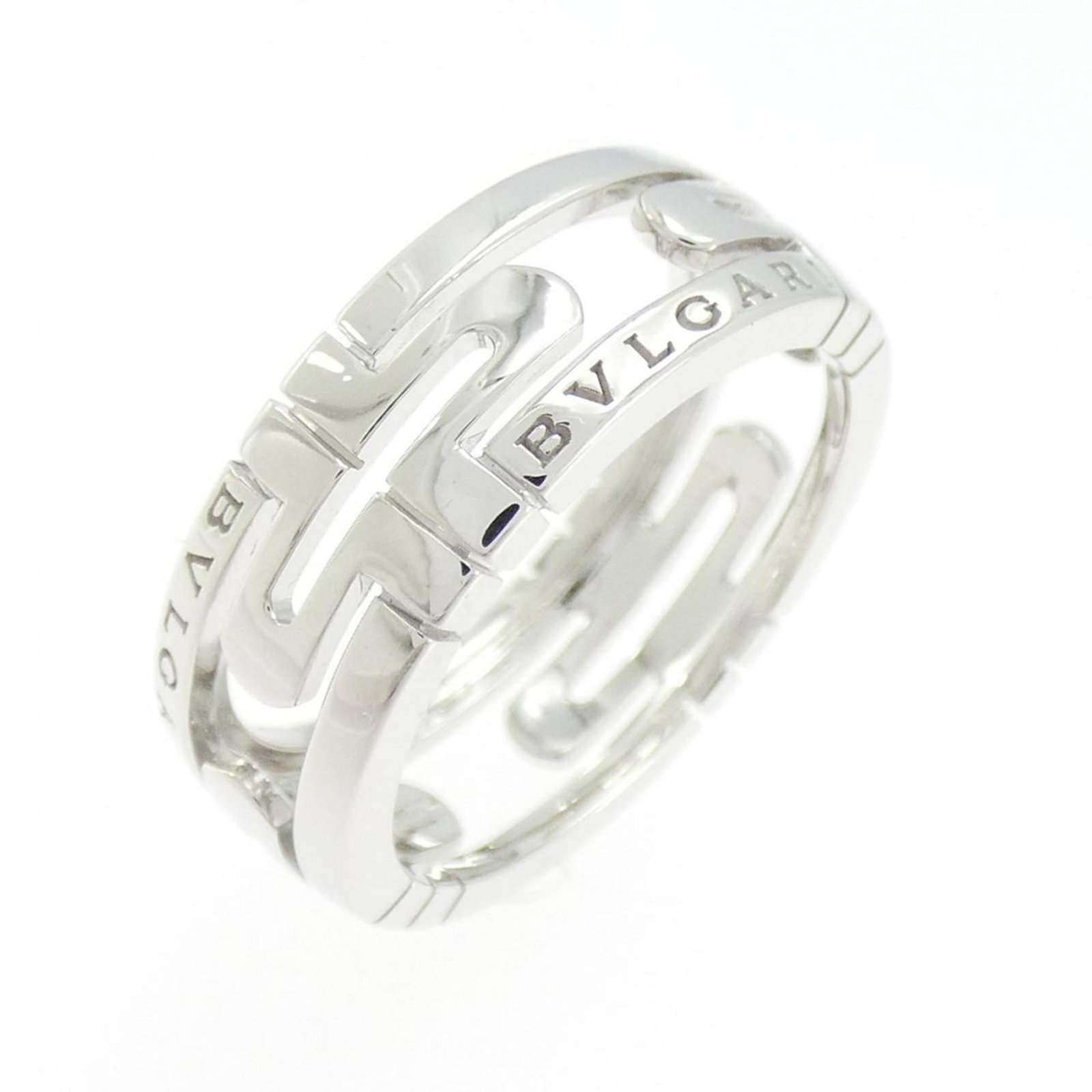 White Gold Bvlgari Band Ring: White Gold Bvlgari Band Ring Bvlgari band ring in white gold, suitable for men and women, size 58 (US 9); in very good used condition with minor traces of wear. Item Specifics: Brand: Bvlgari Type: Ba
