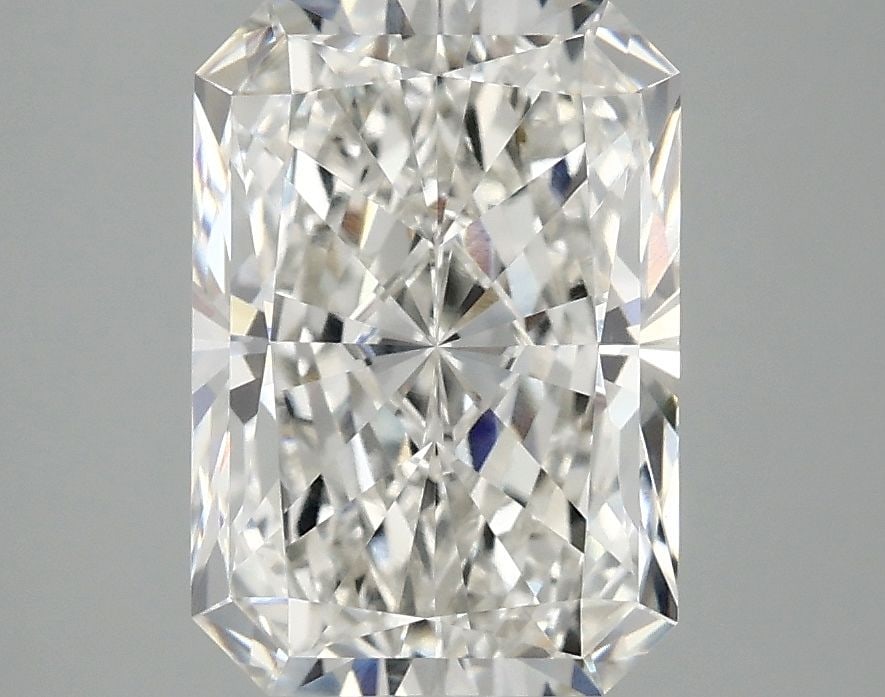 Loose Lab Diamond IGI Radiant 3.1ct G VVS2: Loose Lab Diamond IGI Radiant 3.1ct G VVS2 This 3.1ct lab-grown loose radiant diamond showcases a G color and VVS2 clarity, certified by IGI, with dimensions of 10.3L x 7.17W x 4.84H. Item