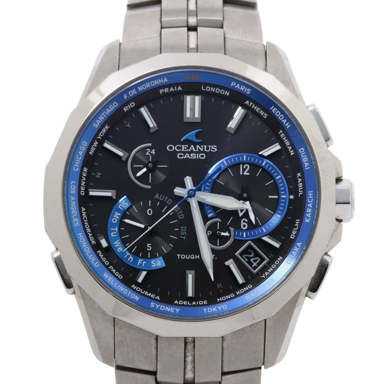 Wristwatch Casio: Wristwatch Casio Casio wristwatch for men, titanium case and band, black and blue dial, 43.6mm case diameter, used (good) condition with minor traces of usage. Item Specifics: Brand: Casio Type: Wrist