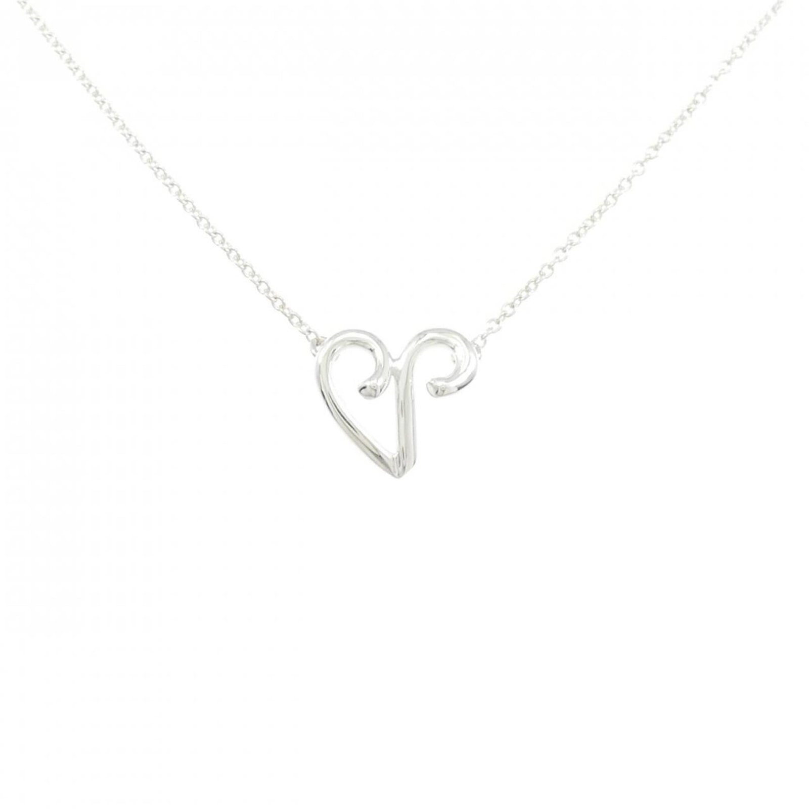 Tiffany Necklace 925: Tiffany Necklace 925 Tiffany Necklace, 925 silver, with a weight of 1.8g, 42 cm neck circumference, in very good used condition. Item Specifics: Brand: Tiffany Necklace Type: Necklace Pendant Type: Pe