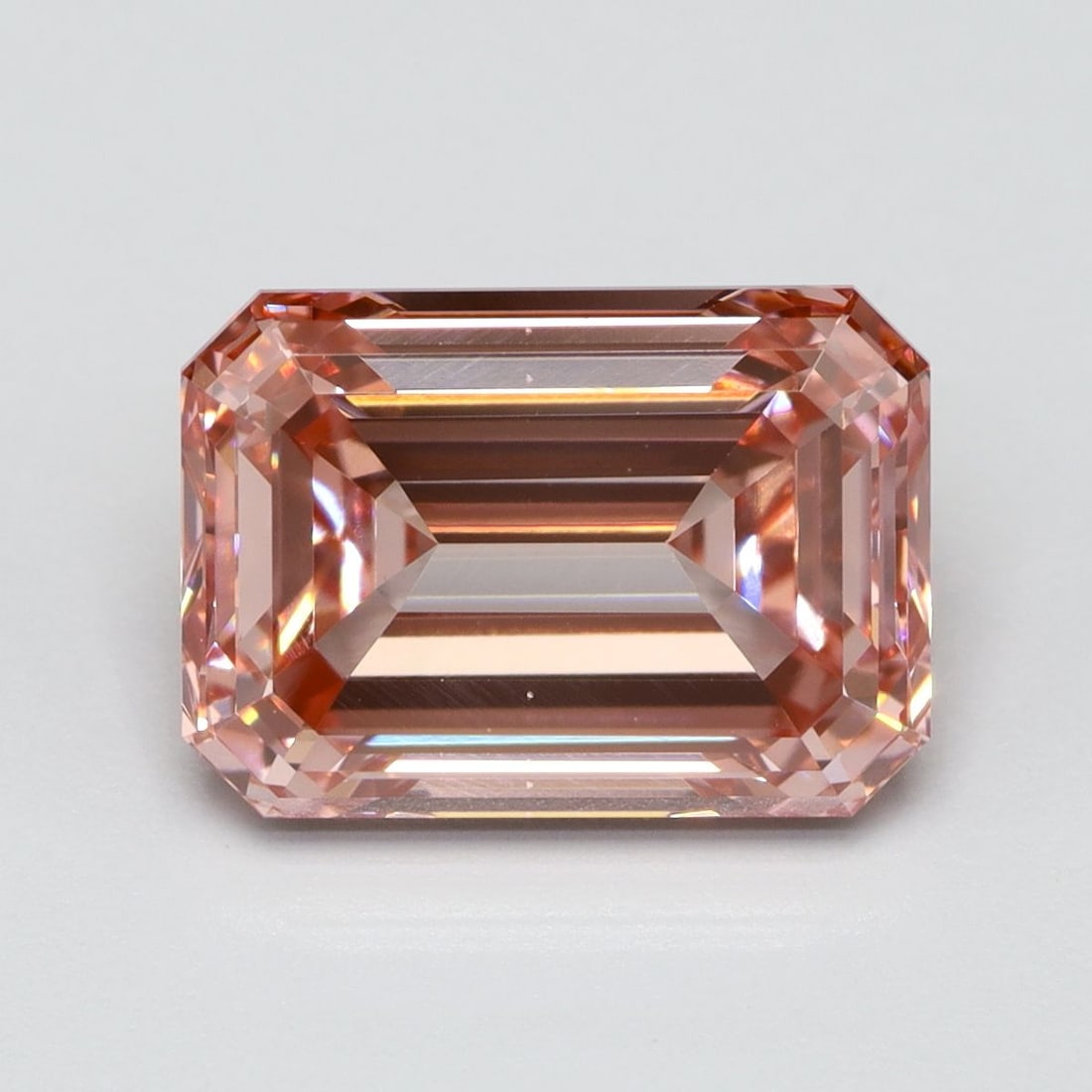 Loose Lab Diamond 2.07ct Fancy Vivid Pink VS1 - Emerald: Loose Lab Diamond 2.07ct Fancy Vivid Pink VS1 - Emerald Loose lab-grown diamond weighing 2.07ct, with a fancy vivid pink color and VS1 clarity, in very good condition; certified by none; measures