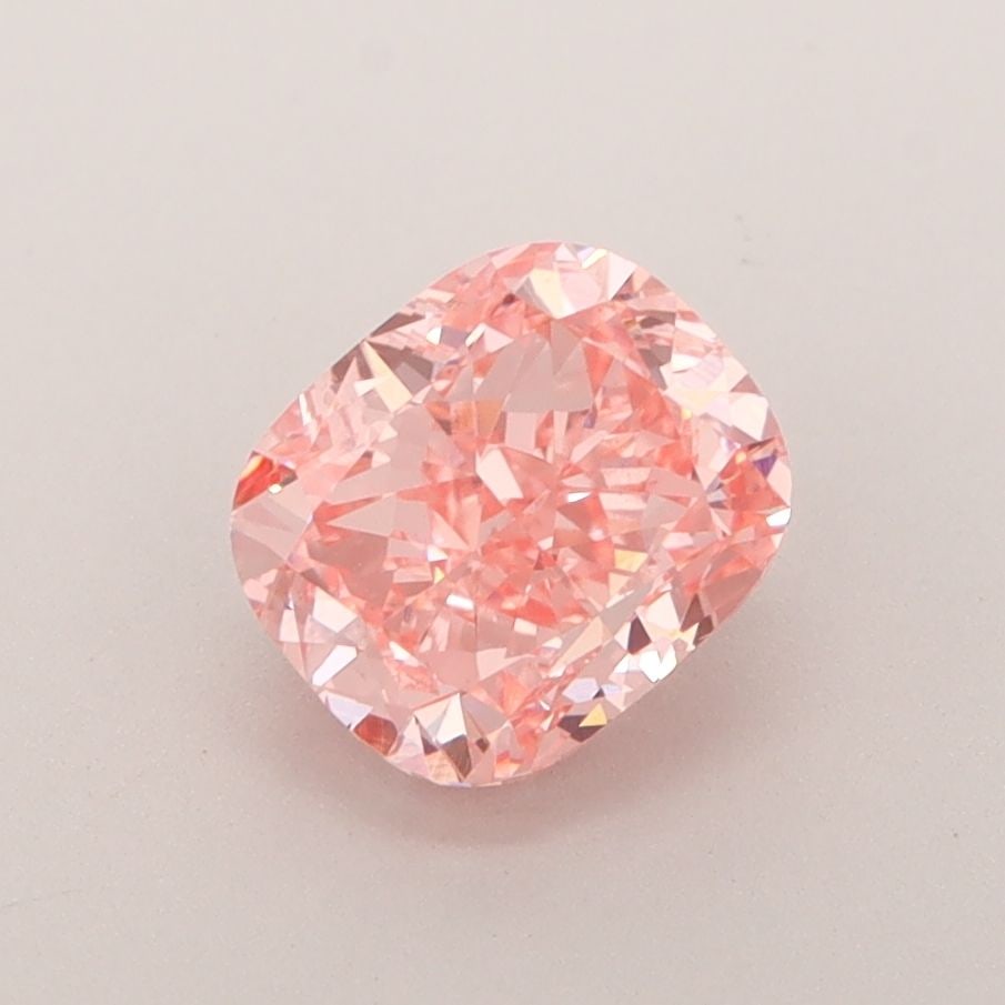 Loose Lab Diamond IGI Cushion Brilliant 1.51ct Fancy Vivid Pink VS1: Loose Lab Diamond IGI Cushion Brilliant 1.51ct Fancy Vivid Pink VS1 Tiffany Silver 925 clip earrings with 14K white gold accents, measuring 9.90mm x 9.90mm, in like new condition with hardly any trace