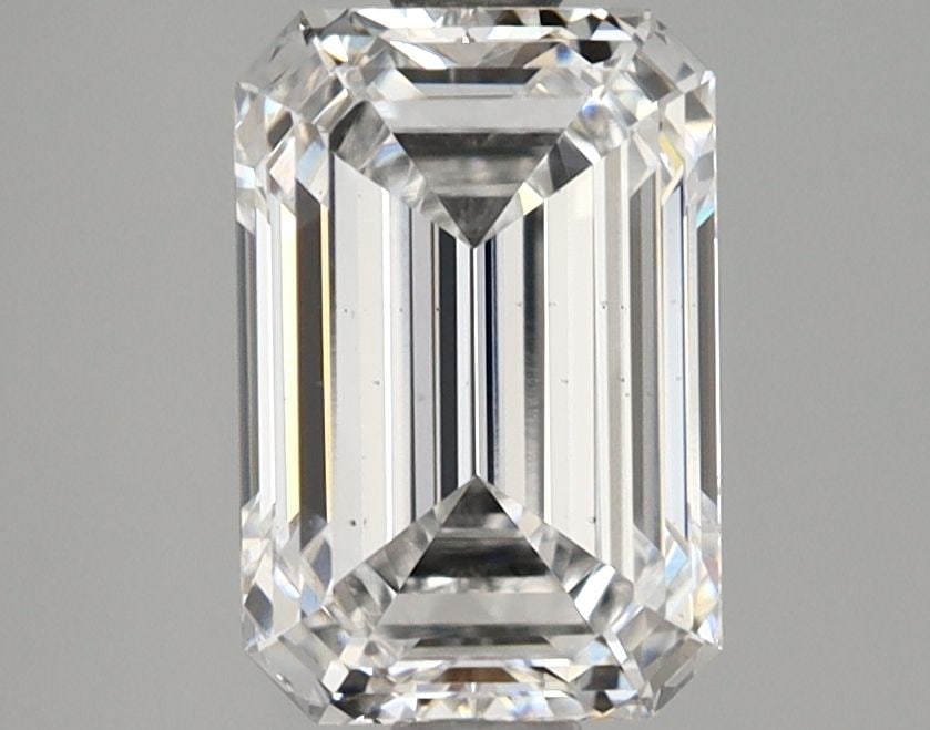 GIA Emerald Loose Lab Diamond 2.01ct D SI1: GIA Emerald Loose Lab Diamond 2.01ct D SI1 GIA-certified loose lab diamond of 2.01ct, featuring D color and SI1 clarity. Item Specifics: Source: This Is A Real Diamond Grown In A Lab Not Mined.