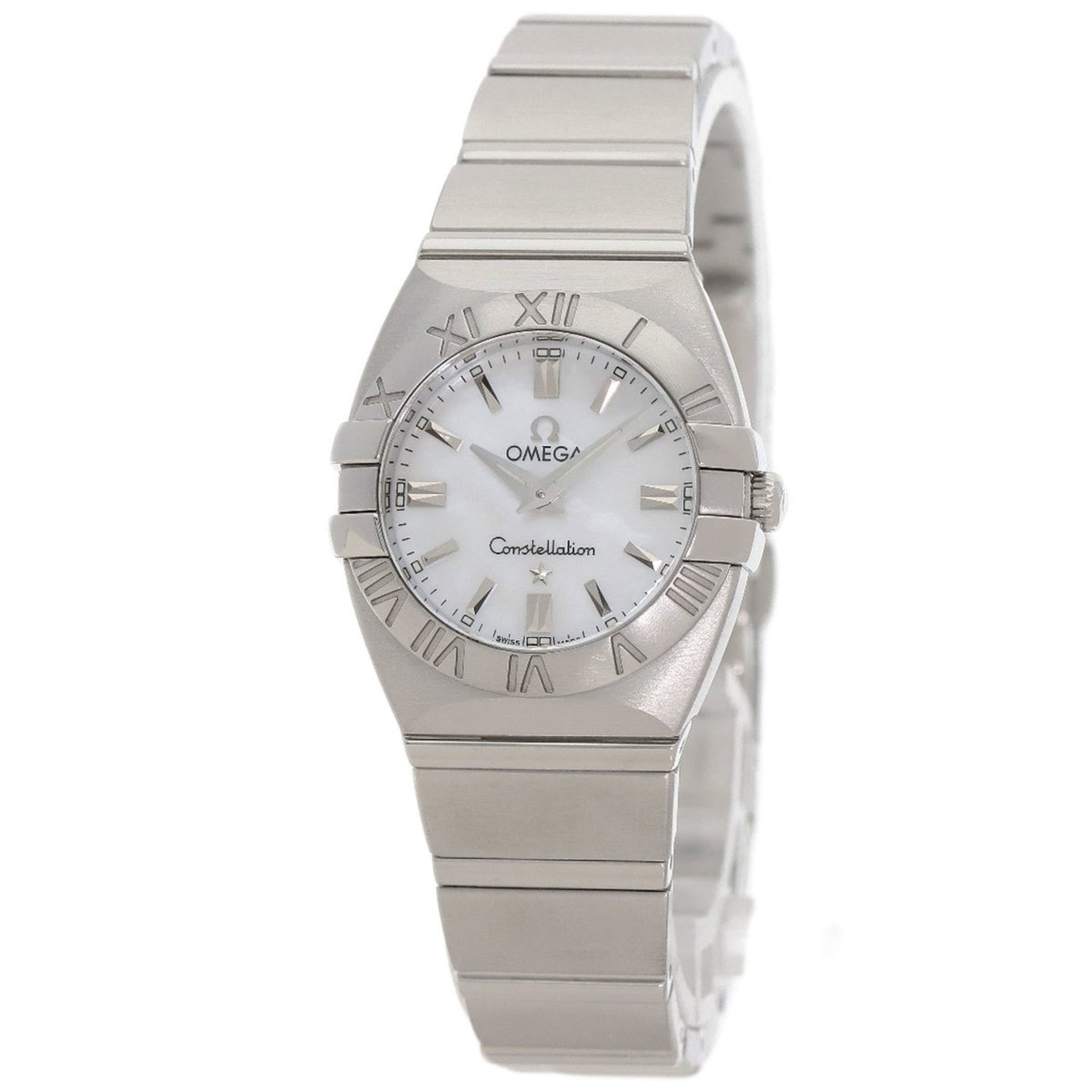 Wristwatch Omega: Wristwatch Omega The Omega wristwatch for women features a stainless steel case and band with a white dial, a case diameter of 25.5mm, and is in very good used condition. Item Specifics: Brand: Omega