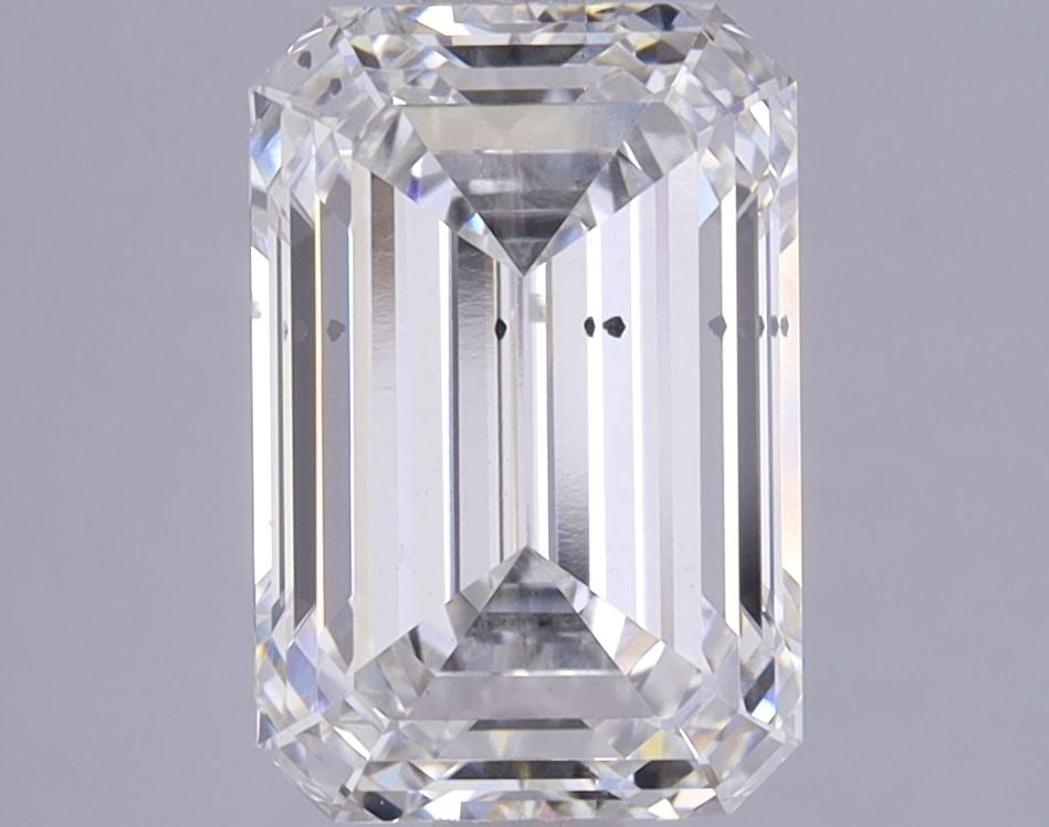 Loose Lab Diamond IGI Emerald 2.85ct F SI1: Loose Lab Diamond IGI Emerald 2.85ct F SI1 The loose lab diamond is an IGI-certified 2.85ct emerald cut stone with a color grade of F and SI1 clarity, exhibiting excellent polish and symmetry. Item Sp