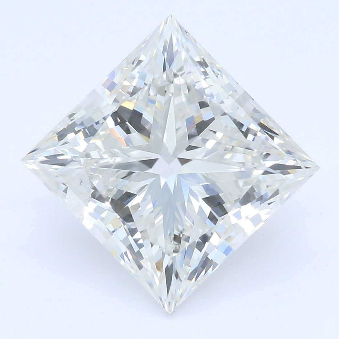 Loose Lab Diamond IGI Princess 3.01ct G SI2: Loose Lab Diamond IGI Princess 3.01ct G SI2 Loose lab-grown diamond, IGI certified, weighing 3.01ct with a color grade of G and clarity of SI2, featuring excellent polish and symmetry. Measurements