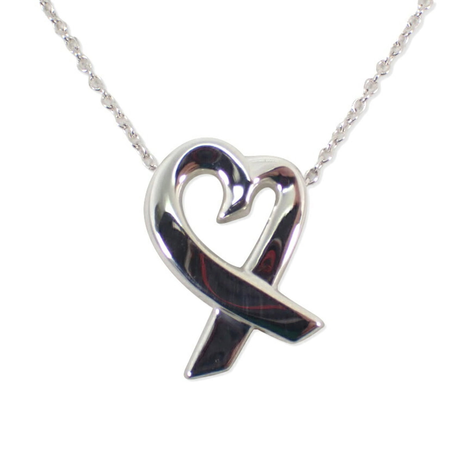 Necklace TIFFANY 925 Loving Heart Pendant: Necklace TIFFANY 925 Loving Heart Pendant Tiffany sterling silver 925 necklace featuring a Loving Heart pendant, 16.53'' neck circumference, with a pendant size of 16mm x 11mm, in very good used