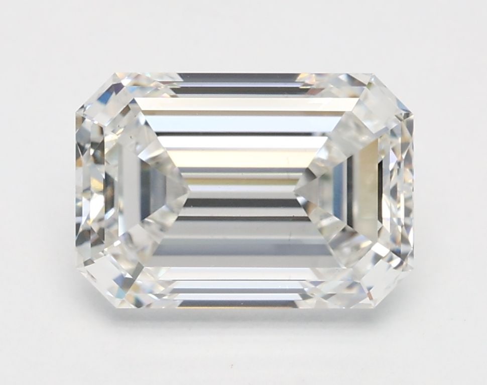 Loose Lab Diamond IGI Emerald 2.05ct F VS1: Loose Lab Diamond IGI Emerald 2.05ct F VS1 Loose lab-grown diamond weighing 2.05ct, with an emerald cut, color F, clarity VS1, certified by IGI, featuring excellent polish and symmetry. Item