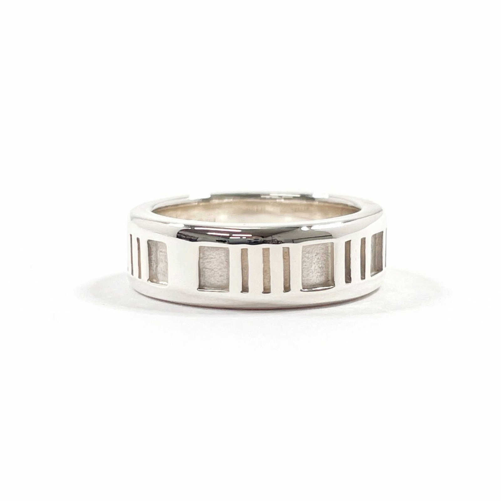 Tiffany Ring Band (1 of 7)