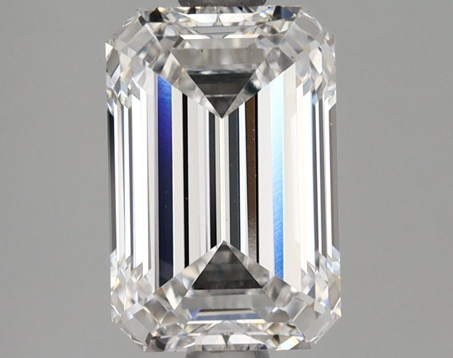 Loose Lab Diamond GIA Emerald 2.04ct E VS1: Loose Lab Diamond GIA Emerald 2.04ct E VS1 2.04ct lab-grown diamond in an emerald cut, E color, and VS1 clarity, certified by GIA. Item Specifics: Source: This Is A Real Diamond Grown In A Lab Not Min