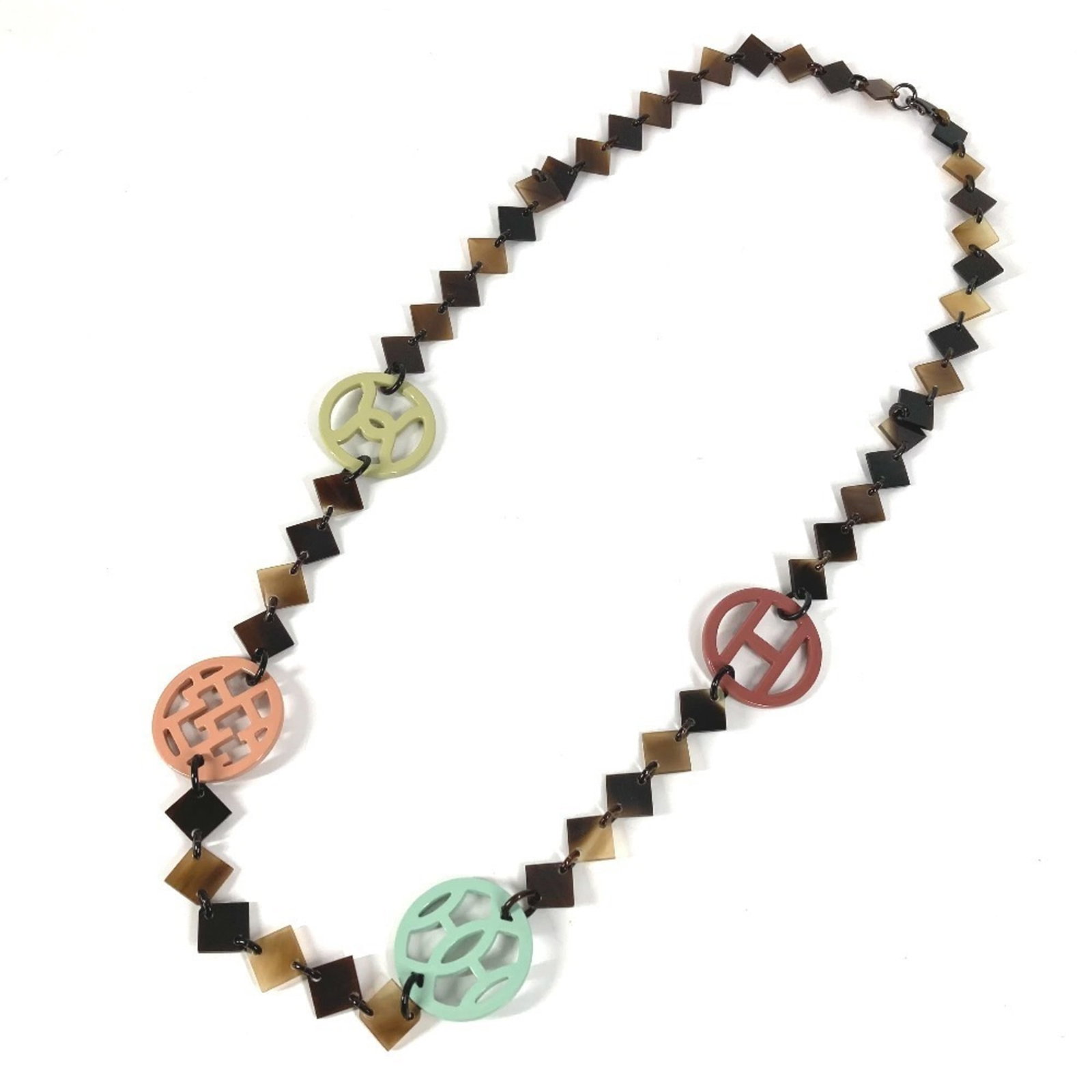 Multicolor HERMES Collier deva Corne de Buffle Buffalo Horn Logo Long Necklace for Women in: Multicolor HERMES Collier deva Corne de Buffle Buffalo Horn Logo Long Necklace for Women in Hermes multicolor Collier deva necklace made of buffalo horn, designed for women, with a neck circumference