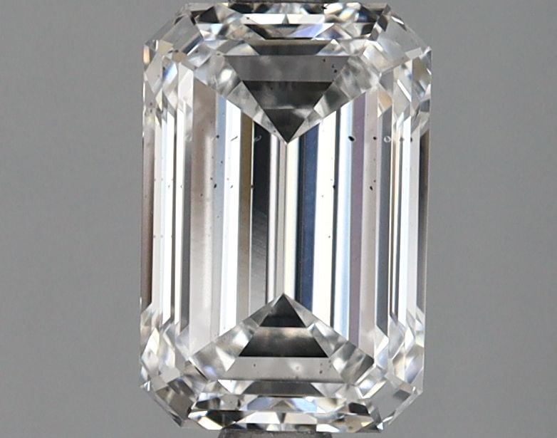 Loose Lab Diamond IGI Emerald 1.69ct E SI1: Loose Lab Diamond IGI Emerald 1.69ct E SI1 Loose lab-grown diamond of 1.69ct in E color and SI1 clarity, certified by IGI, with excellent polish and symmetry. Item Specifics: Source: This Is A Real