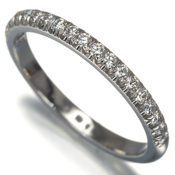 Tiffany&Co. Soleste Half Eternity Ring, Us5, 950 Platinum: Tiffany&Co. Soleste Half Eternity Ring, Us5, 950 Platinum Tiffany & Co. Soleste half eternity ring made of 950 platinum, featuring a natural diamond, in size US5. Item Specifics: Country Of Origin: Un