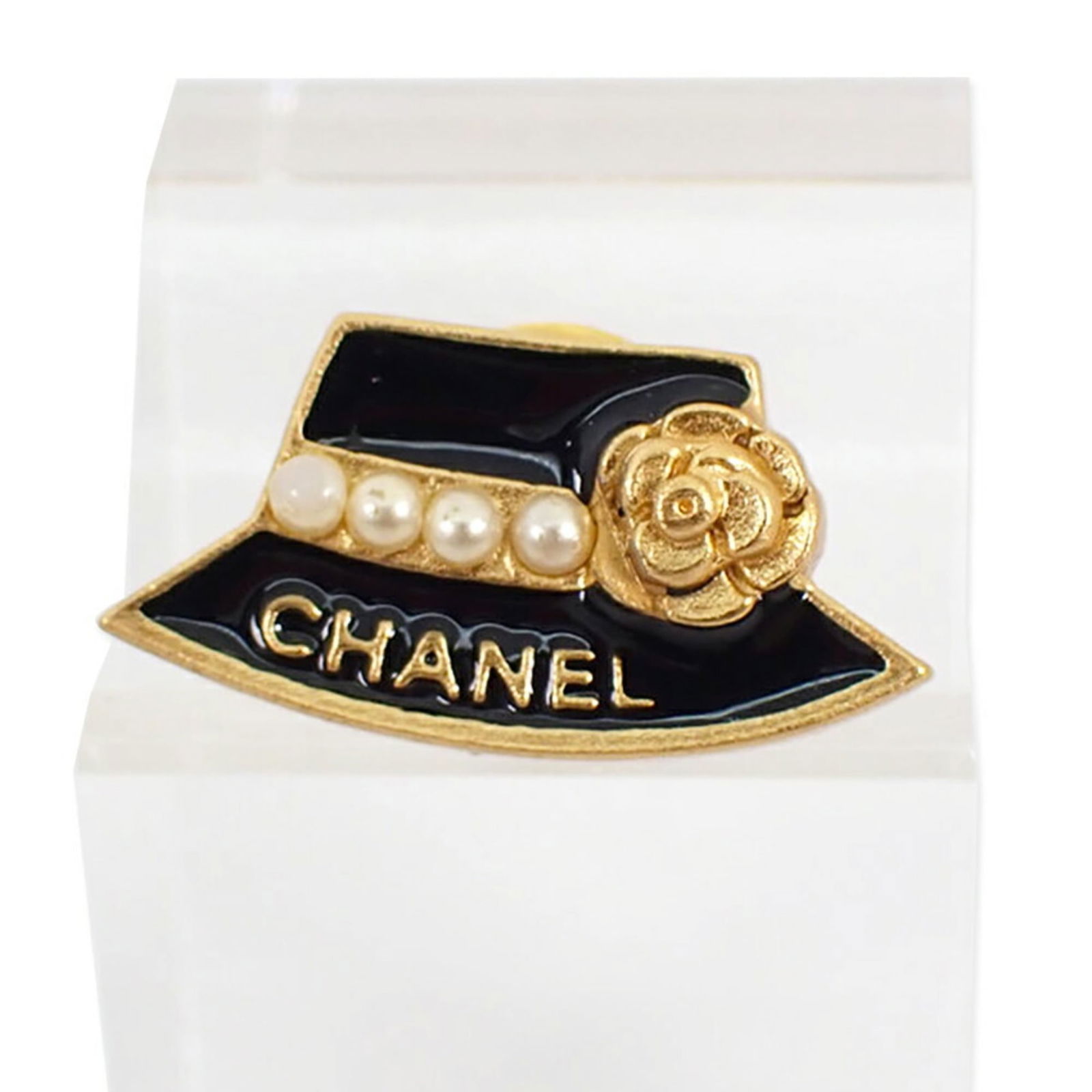 Plating Chanel Brooch Gold: Plating Chanel Brooch Gold This listing features Plating Chanel Brooch Gold. Item specifics are provided below. Item Specifics: Brand: Chanel Type: Brooch Gender: Women Material: Gold Plating Size
