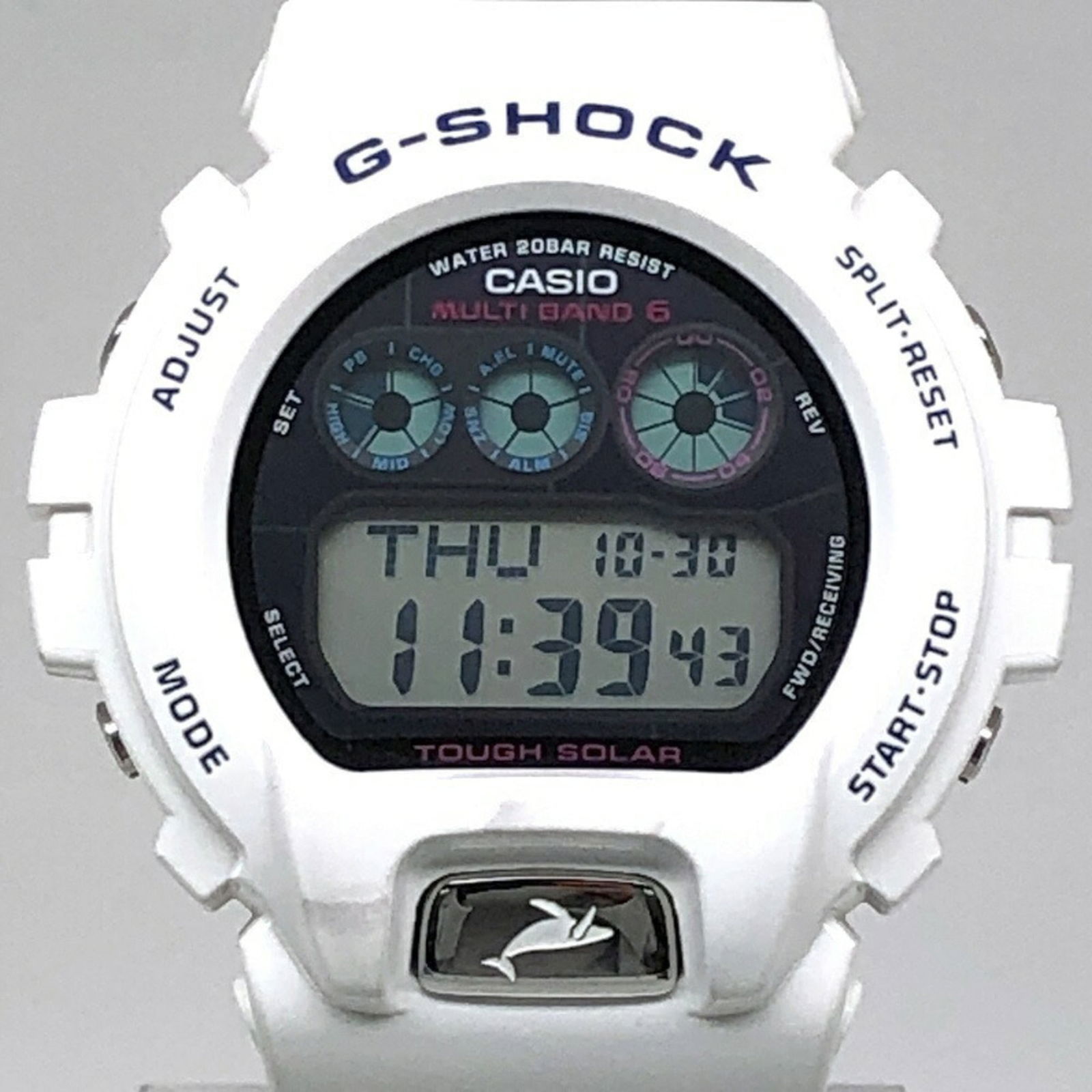 Wristwatch Casio: Wristwatch Casio This listing features Wristwatch Casio. Item specifics are provided below. Item Specifics: Brand: Casio Type: Wristwatch Gender: Men Color: White Color (Band): Blue Condition: Used (g