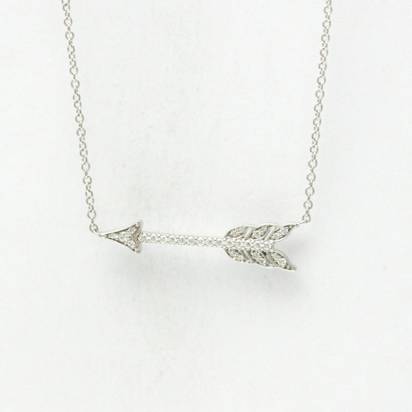 Tiffany Arrow Diamond Necklace Pendant in Platinum for Women and Men (Silver): Tiffany Arrow Diamond Necklace Pendant in Platinum for Women and Men (Silver) This listing features Tiffany Arrow Diamond Necklace Pendant in Platinum for Women and Men (Silver). Item specifics are
