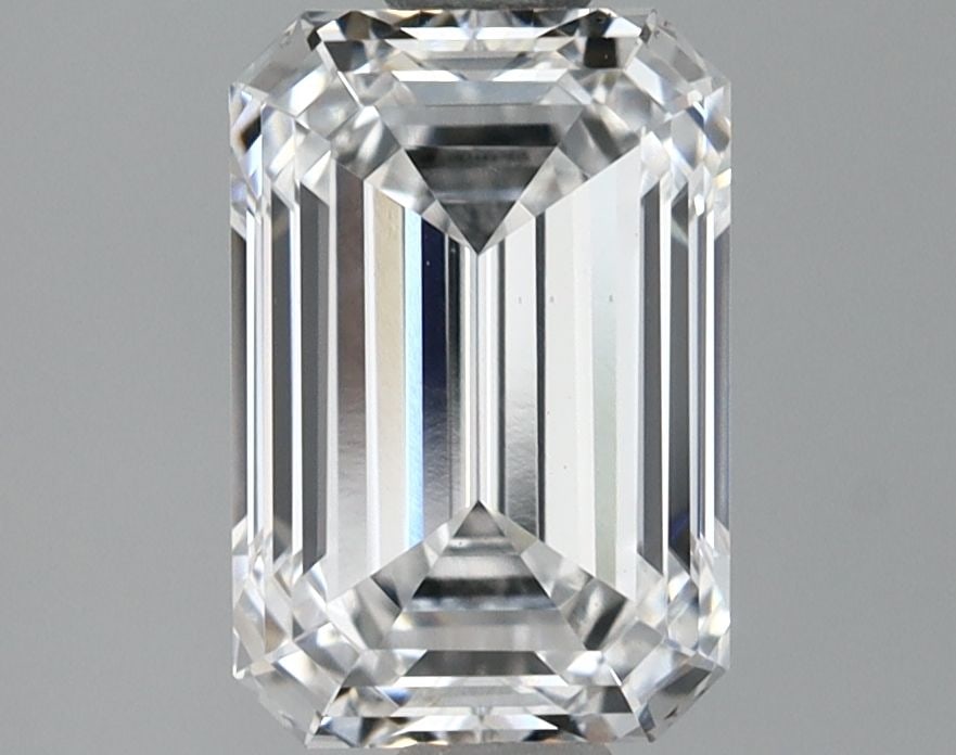 Loose Lab Diamond - IGI Emerald 1.38ct E VS1: Loose Lab Diamond - IGI Emerald 1.38ct E VS1 This listing features Loose Lab Diamond - IGI Emerald 1.38ct E VS1. Item specifics are provided below. Item Specifics: Source: This Is A Real Diamond Grown