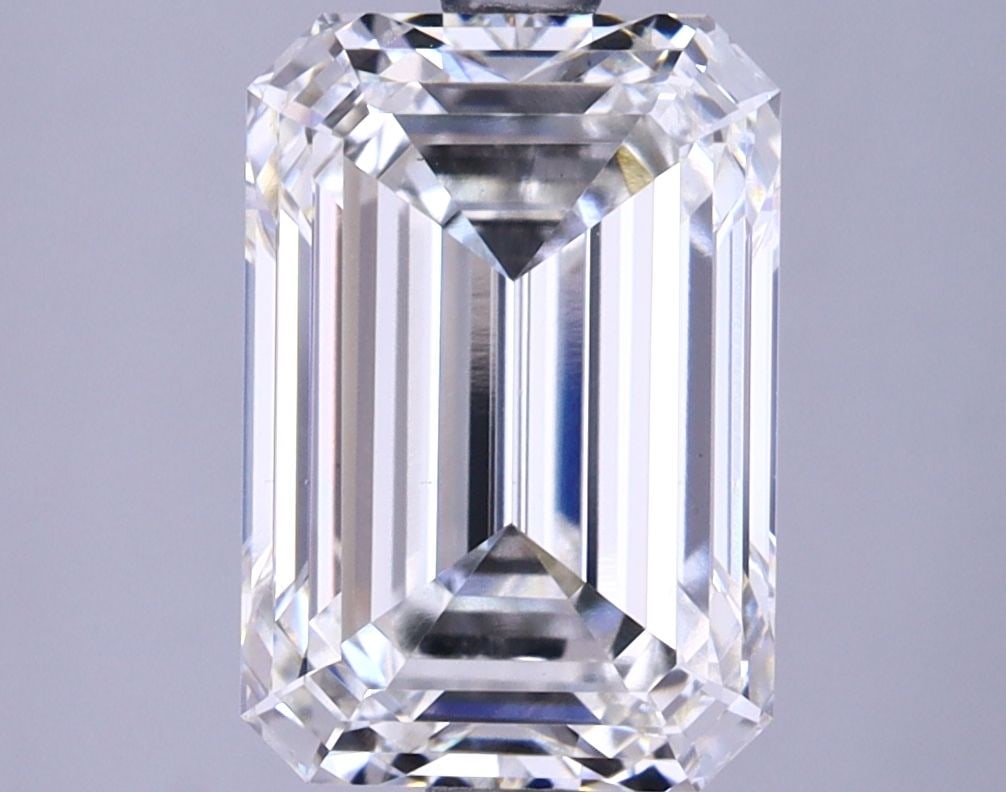 Loose Lab Diamond IGI Emerald 3.8ct G VS1: Loose Lab Diamond IGI Emerald 3.8ct G VS1 This listing features Loose Lab Diamond IGI Emerald 3.8ct G VS1. Item specifics are provided below. Item Specifics: Source: This Is A Real Diamond Grown In