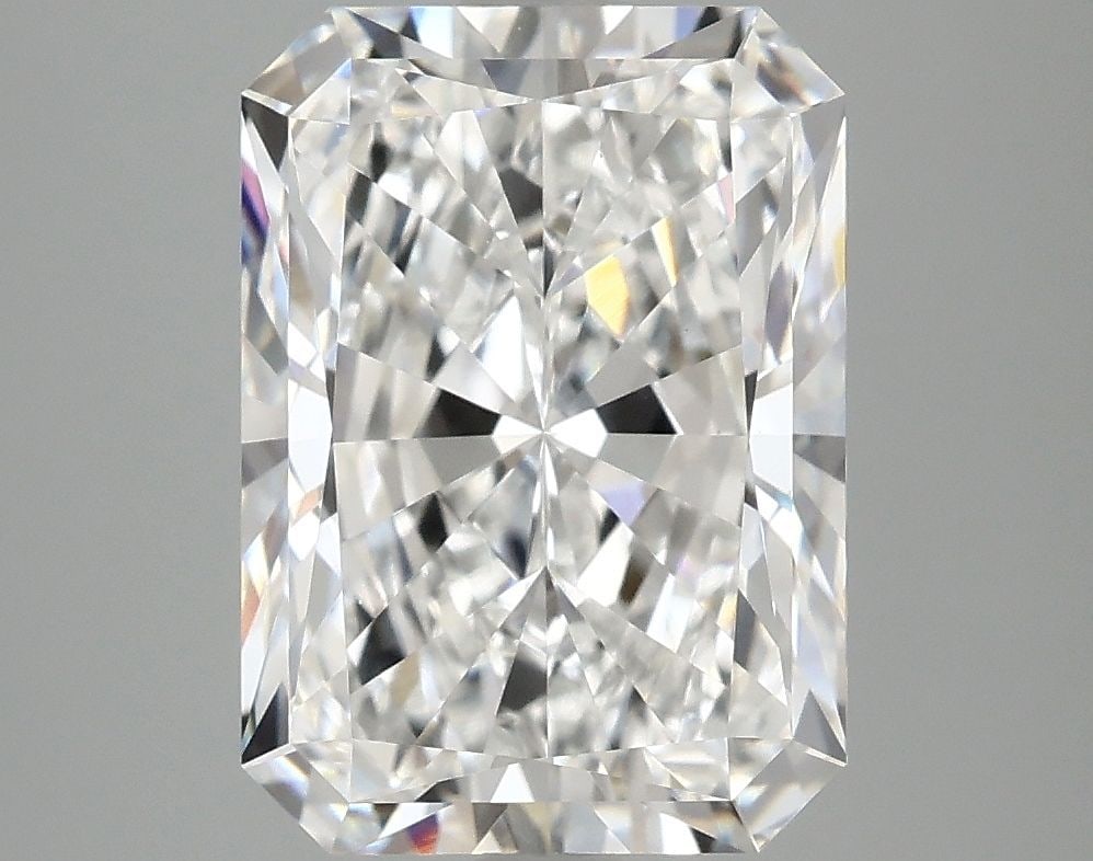 Loose Lab Diamond IGI Radiant 4.1ct E VVS2: Loose Lab Diamond IGI Radiant 4.1ct E VVS2 This listing features Loose Lab Diamond IGI Radiant 4.1ct E VVS2. Item specifics are provided below. Item Specifics: Source: This Is A Real Diamond Grown In