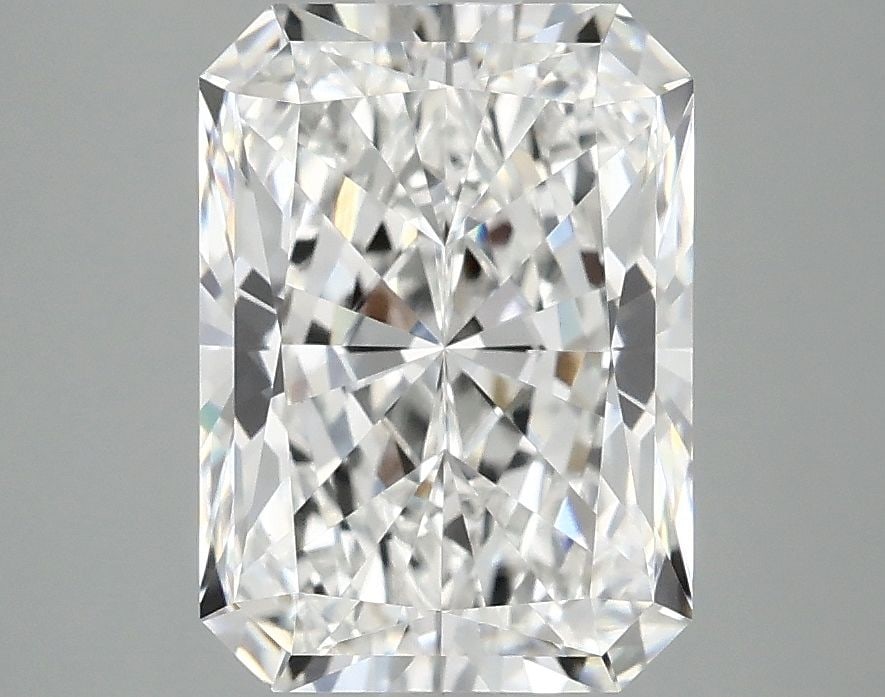 Loose Lab Diamond IGI Radiant 3.04ct E VVS2: Loose Lab Diamond IGI Radiant 3.04ct E VVS2 This listing features Loose Lab Diamond IGI Radiant 3.04ct E VVS2. Item specifics are provided below. Item Specifics: Source: This Is A Real Diamond Grown