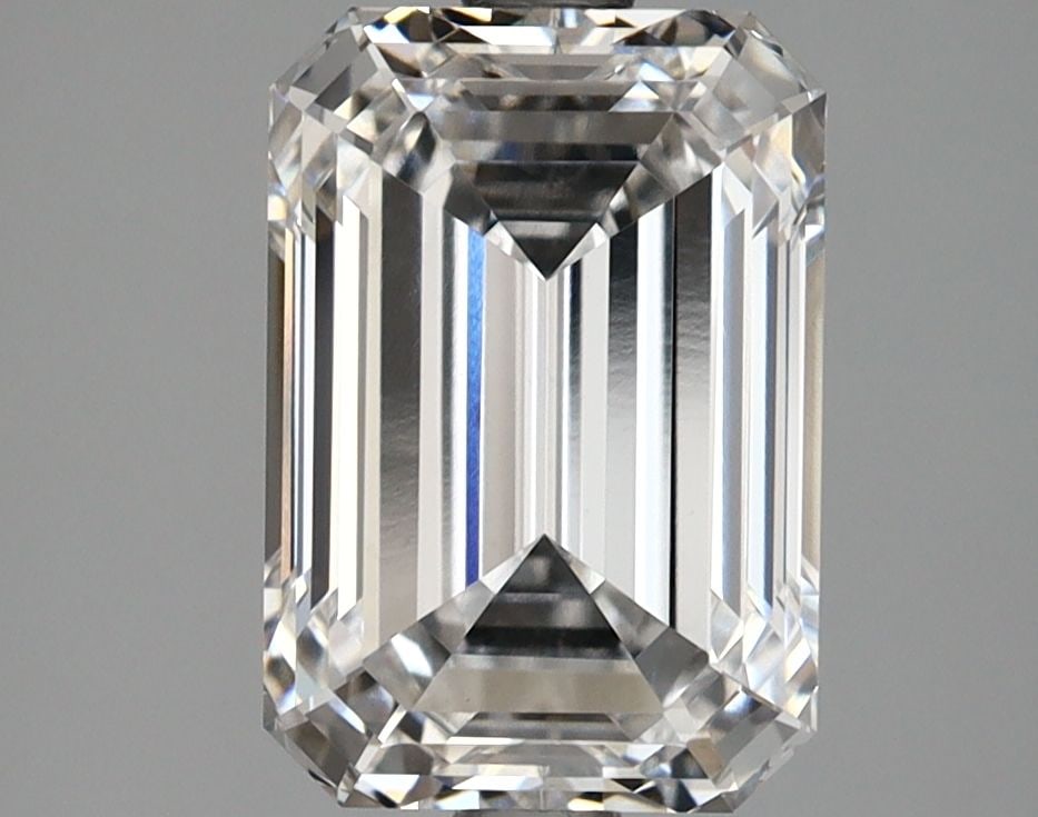 Loose Lab Diamond - GIA Emerald 3.08ct E VS2: Loose Lab Diamond - GIA Emerald 3.08ct E VS2 This listing features Loose Lab Diamond - GIA Emerald 3.08ct E VS2. Item specifics are provided below. Item Specifics: Source: This Is A Real Diamond