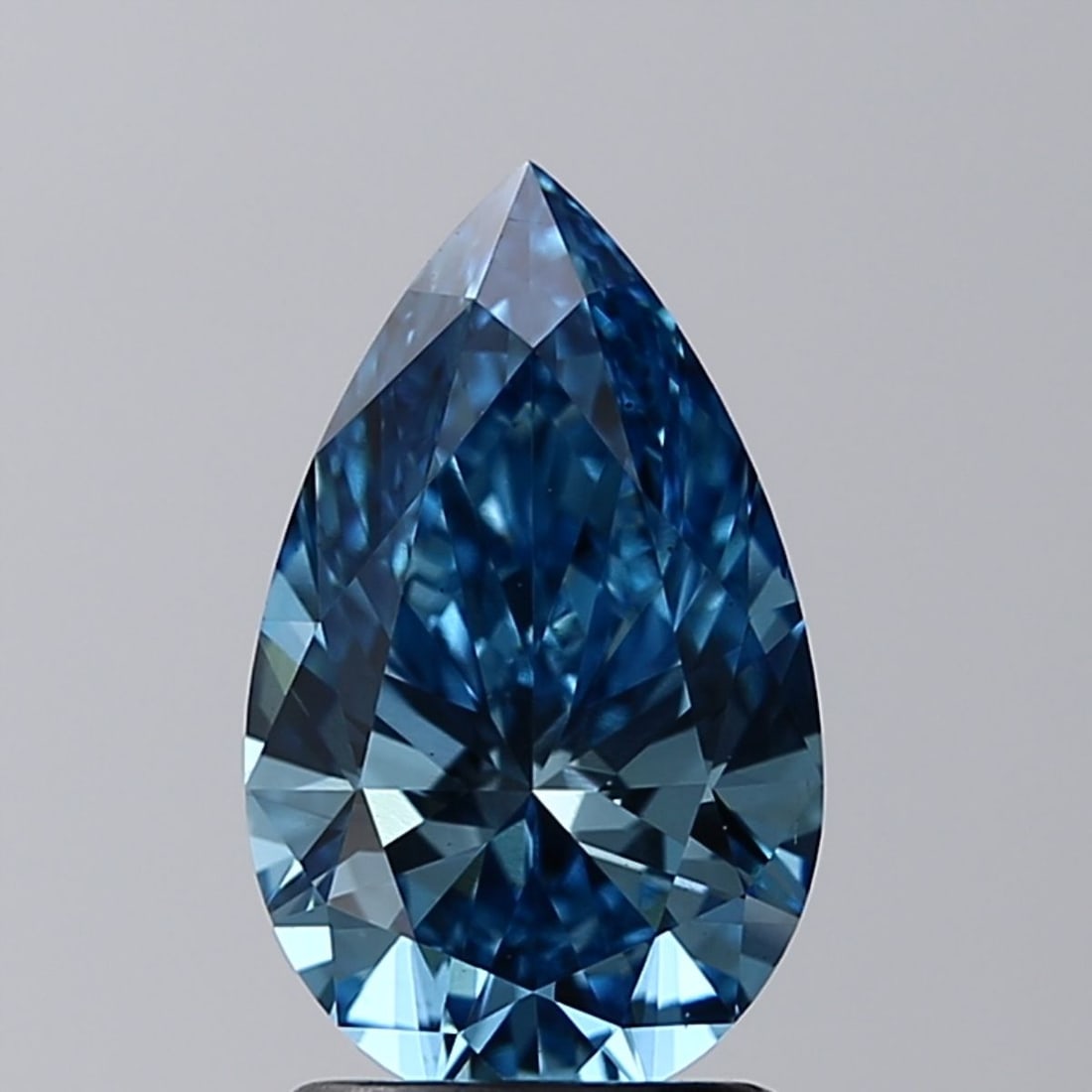 Loose Lab Diamond - IGI Pear 1.9ct Fancy Vivid Blue VS2: Loose Lab Diamond - IGI Pear 1.9ct Fancy Vivid Blue VS2 This listing features Loose Lab Diamond - IGI Pear 1.9ct Fancy Vivid Blue VS2. Item specifics are provided below. Item Specifics: Source: This I