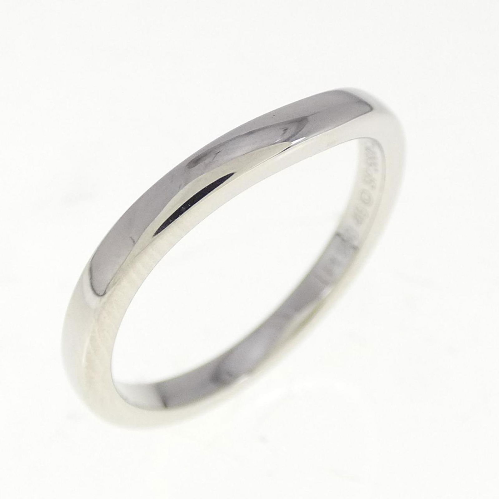 Cartier Ring Band: Cartier Ring Band This listing features Cartier Ring Band. Item specifics are provided below. Item Specifics: Brand: Cartier Type: Band Ring Gender: Women Metal: Platinum Metal Purity: Platinum950 Bra