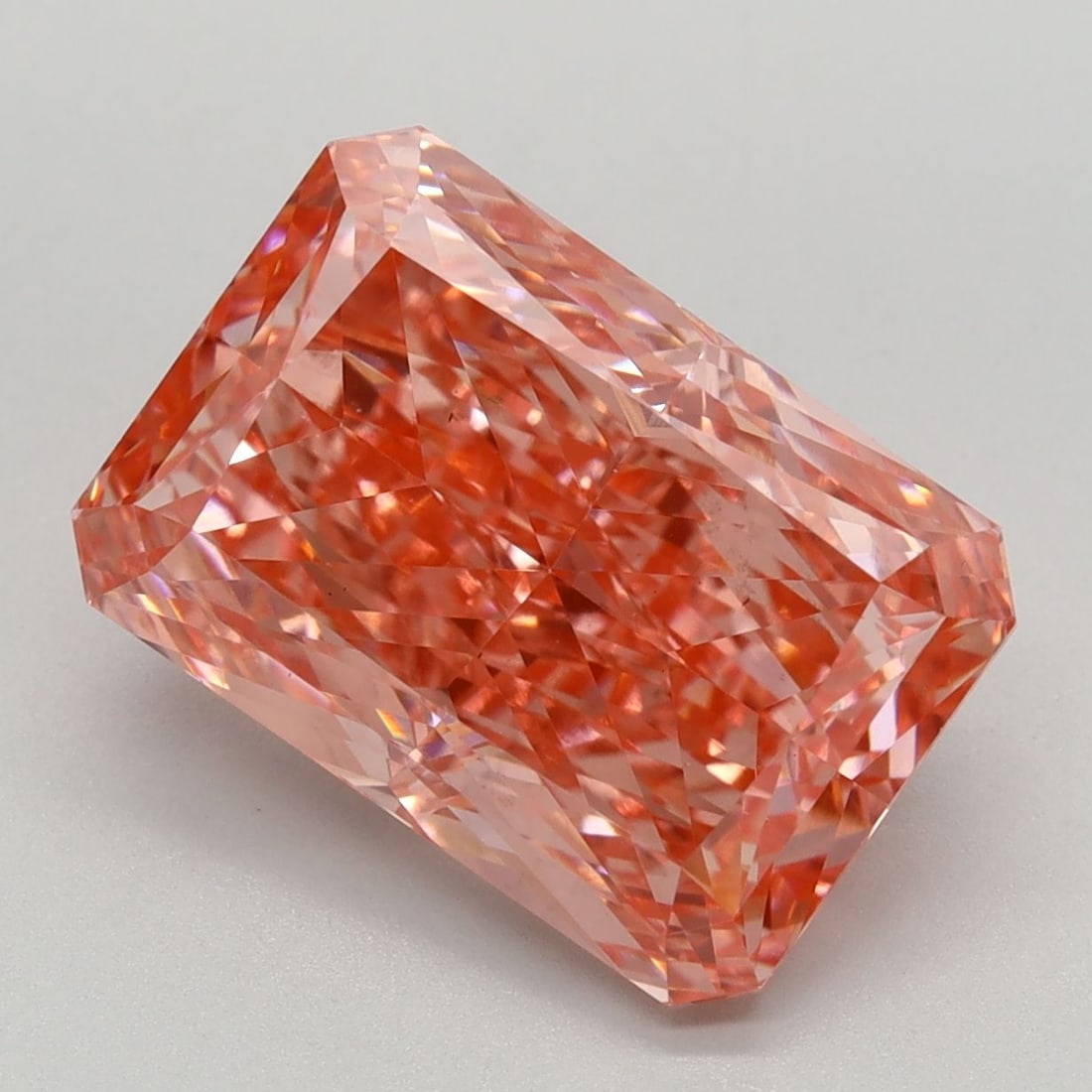 Loose Lab Diamond 4.51ct Fancy Vivid Pink VS1 - IGI Radiant: Loose Lab Diamond 4.51ct Fancy Vivid Pink VS1 - IGI Radiant This listing features Loose Lab Diamond 4.51ct Fancy Vivid Pink VS1 - IGI Radiant. Item specifics are provided below. Item Specifics: Source