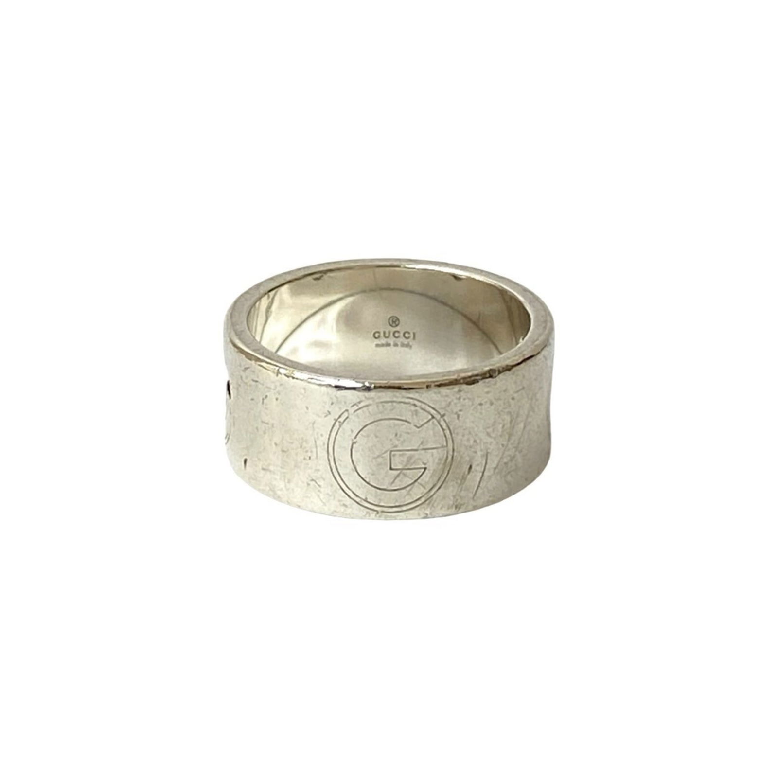 Silver 925 Gucci Band Ring: Silver 925 Gucci Band Ring This listing features Silver 925 Gucci Band Ring. Item specifics are provided below. Item Specifics: Brand: Gucci Type: Band Ring Gender: Men Color: Silver Material: Silver