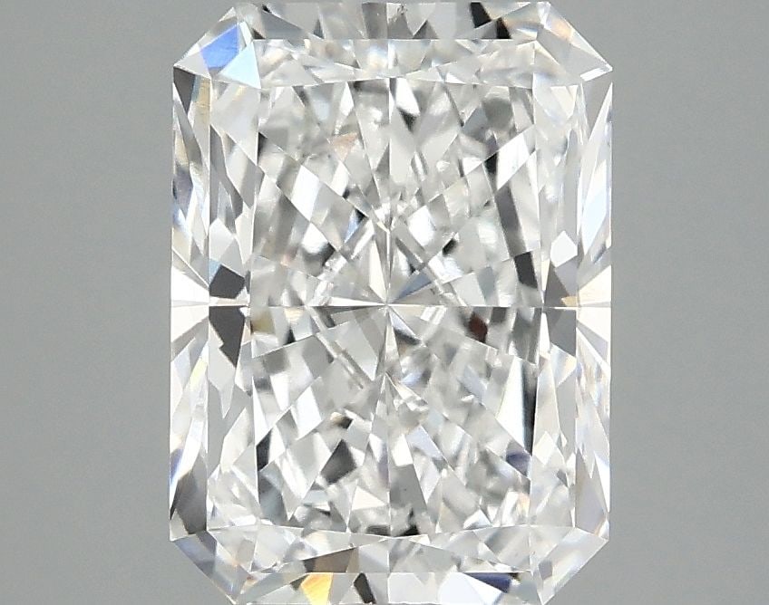 Loose Lab Diamond IGI Radiant 3.03ct E VS2: Loose Lab Diamond IGI Radiant 3.03ct E VS2 This listing features Loose Lab Diamond IGI Radiant 3.03ct E VS2. Item specifics are provided below. Item Specifics: Source: This Is A Real Diamond Grown In