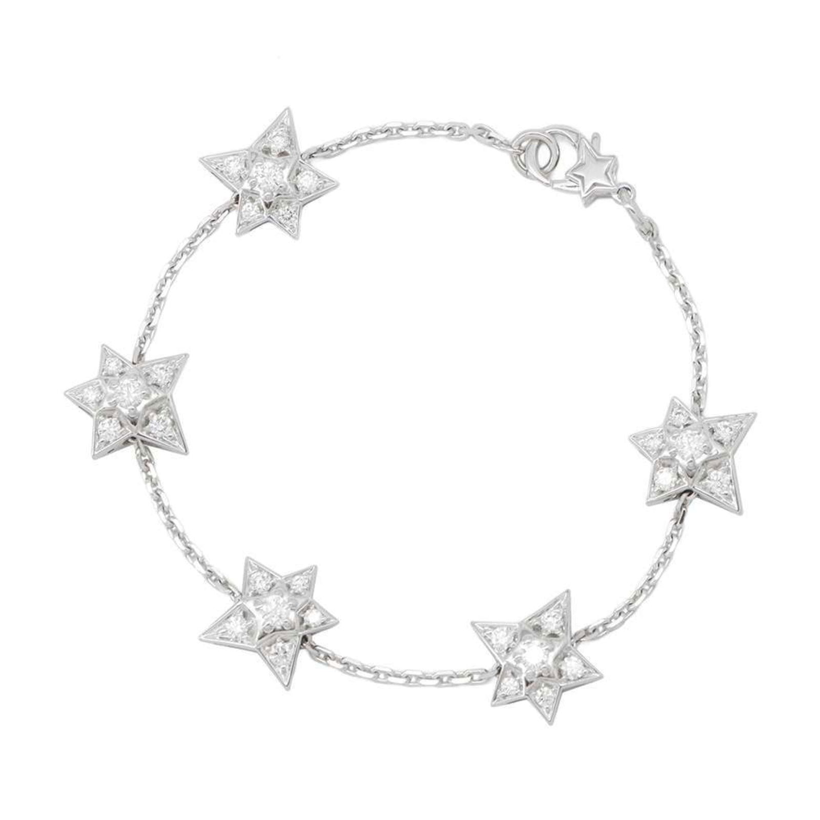 Chanel 18K White Gold Charm Bracelet: Chanel 18K White Gold Charm Bracelet This listing features Chanel 18K White Gold Charm Bracelet. Item specifics are provided below. Item Specifics: Brand: Chanel Type: Charm Bracelet Gender: Women