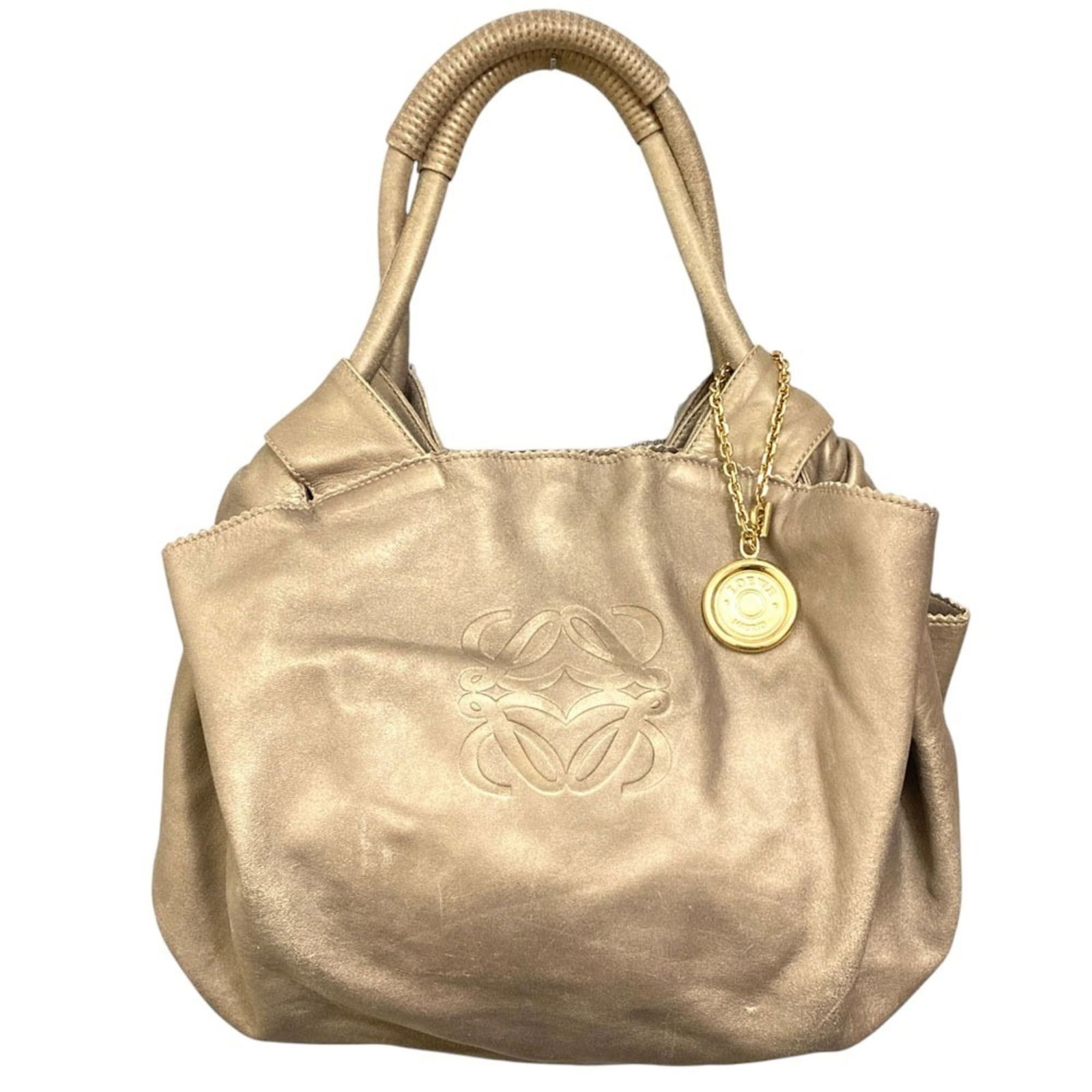 Handbag Loewe: Handbag Loewe This listing features Handbag Loewe. Item specifics are provided below. Item Specifics: Brand: Loewe Type: Handbag Color: Gold Gender: Women Size (Hxwxd): 30cm x 48cm x 15cm / 11.81''