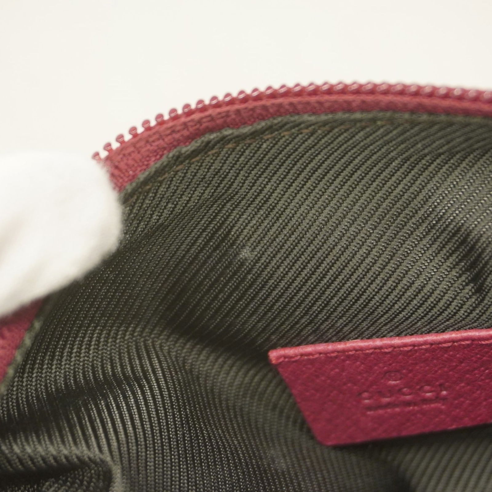 Canvas Gucci Pouch - 6