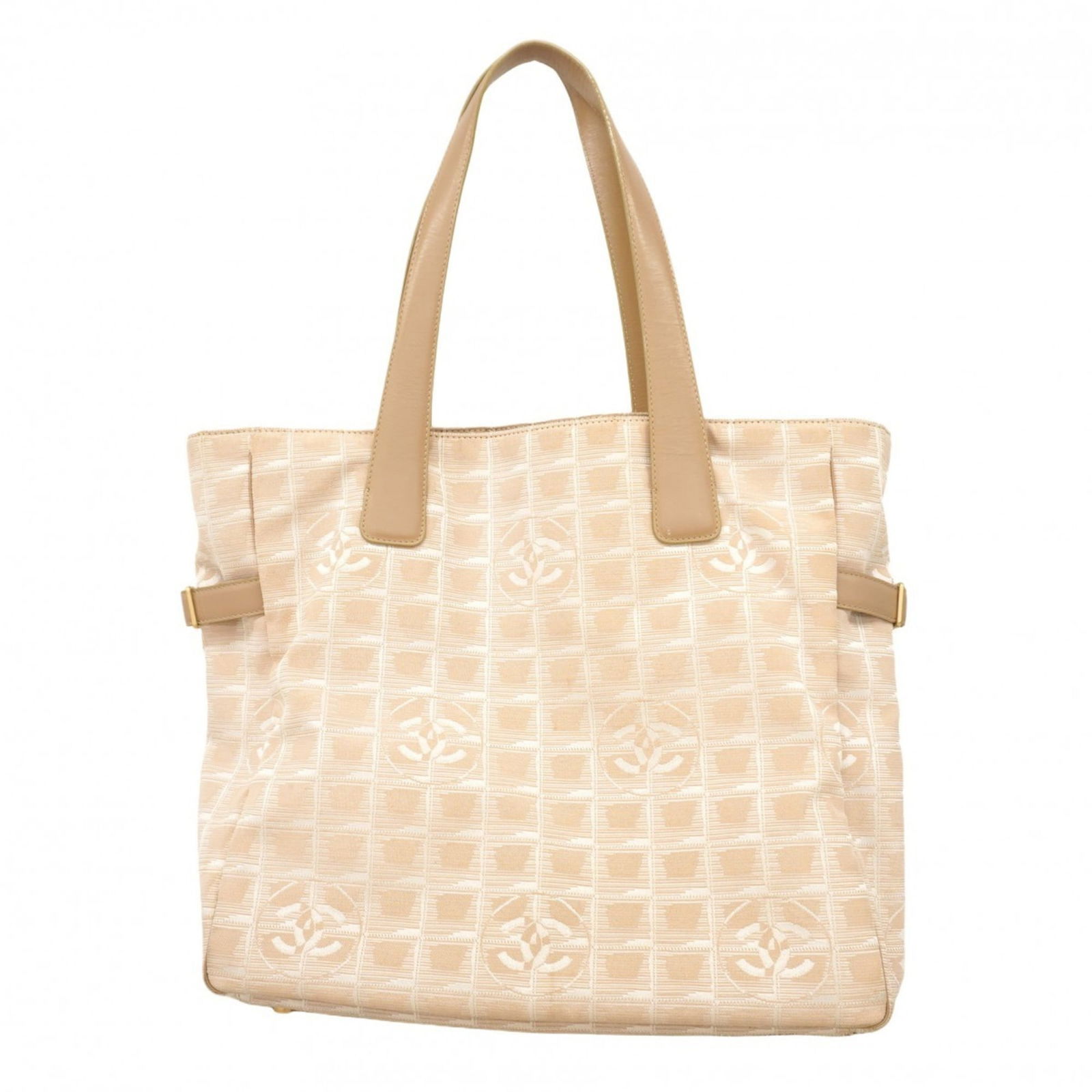 Nylon Chanel Tote Bag: Nylon Chanel Tote Bag This listing features Nylon Chanel Tote Bag. Item specifics are provided below. Item Specifics: Brand: Chanel Type: Tote Bag Material: Nylon Color: Beige Hardware Color: Gold Gen