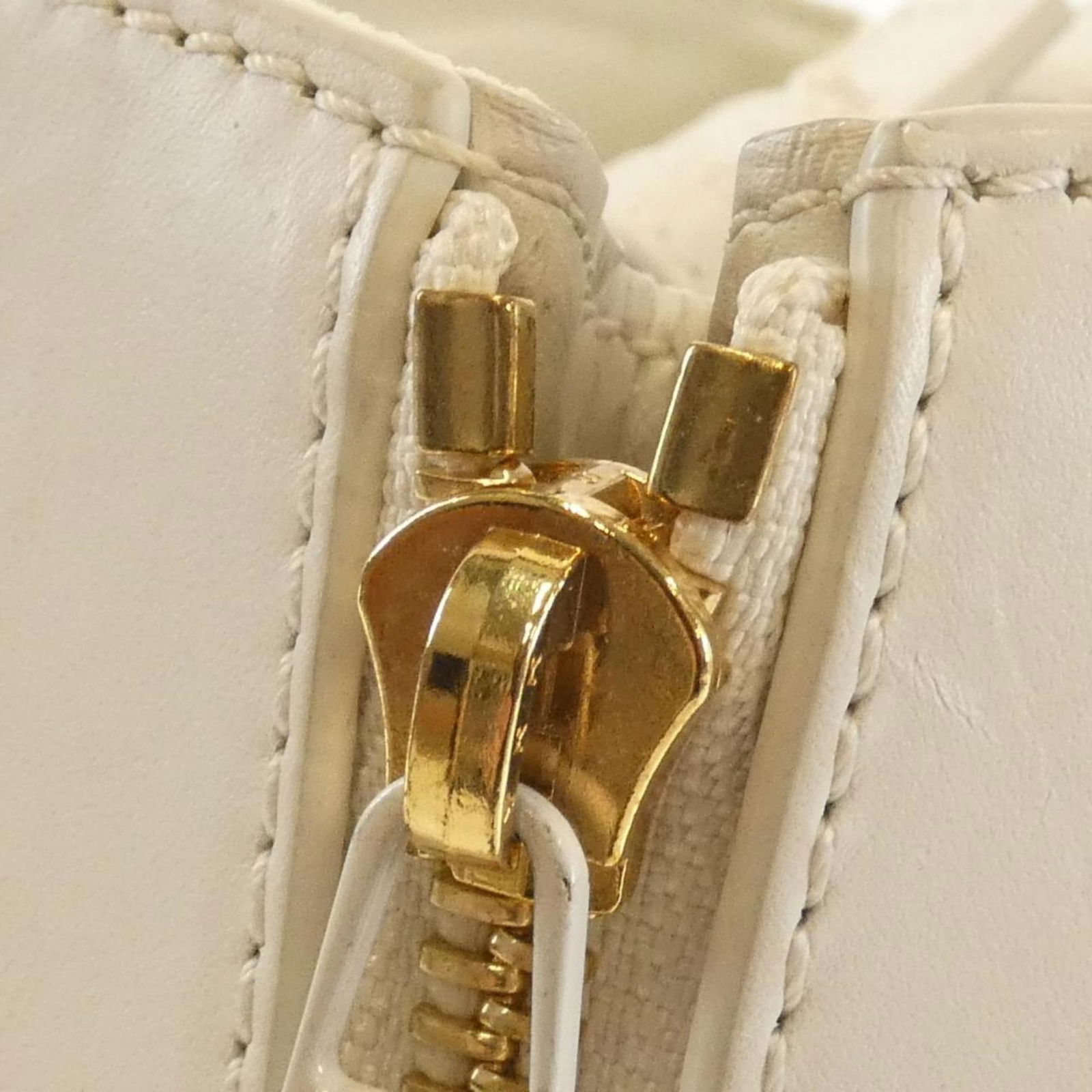 Leather Loewe Shoulder Bag - 6