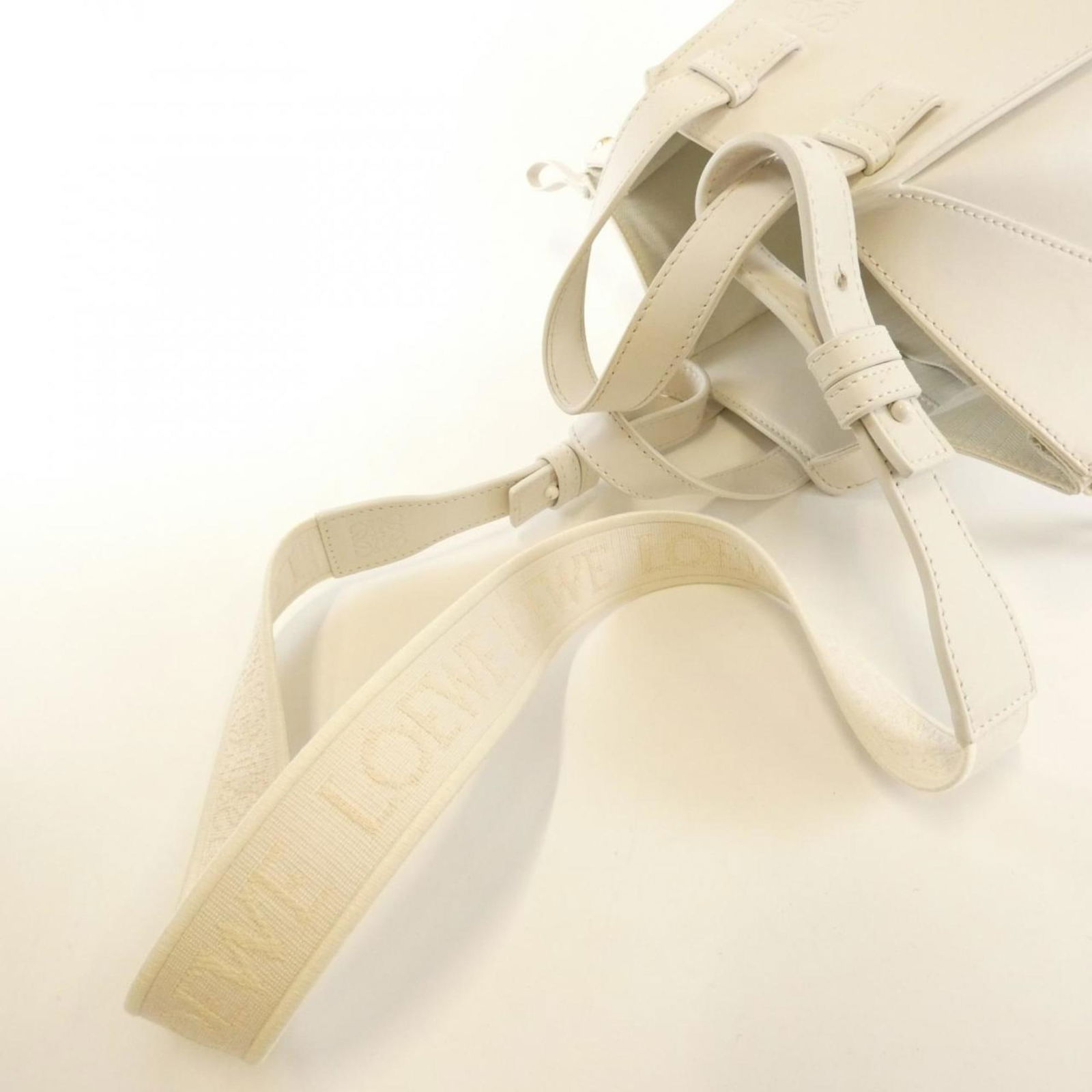 Leather Loewe Shoulder Bag - 7