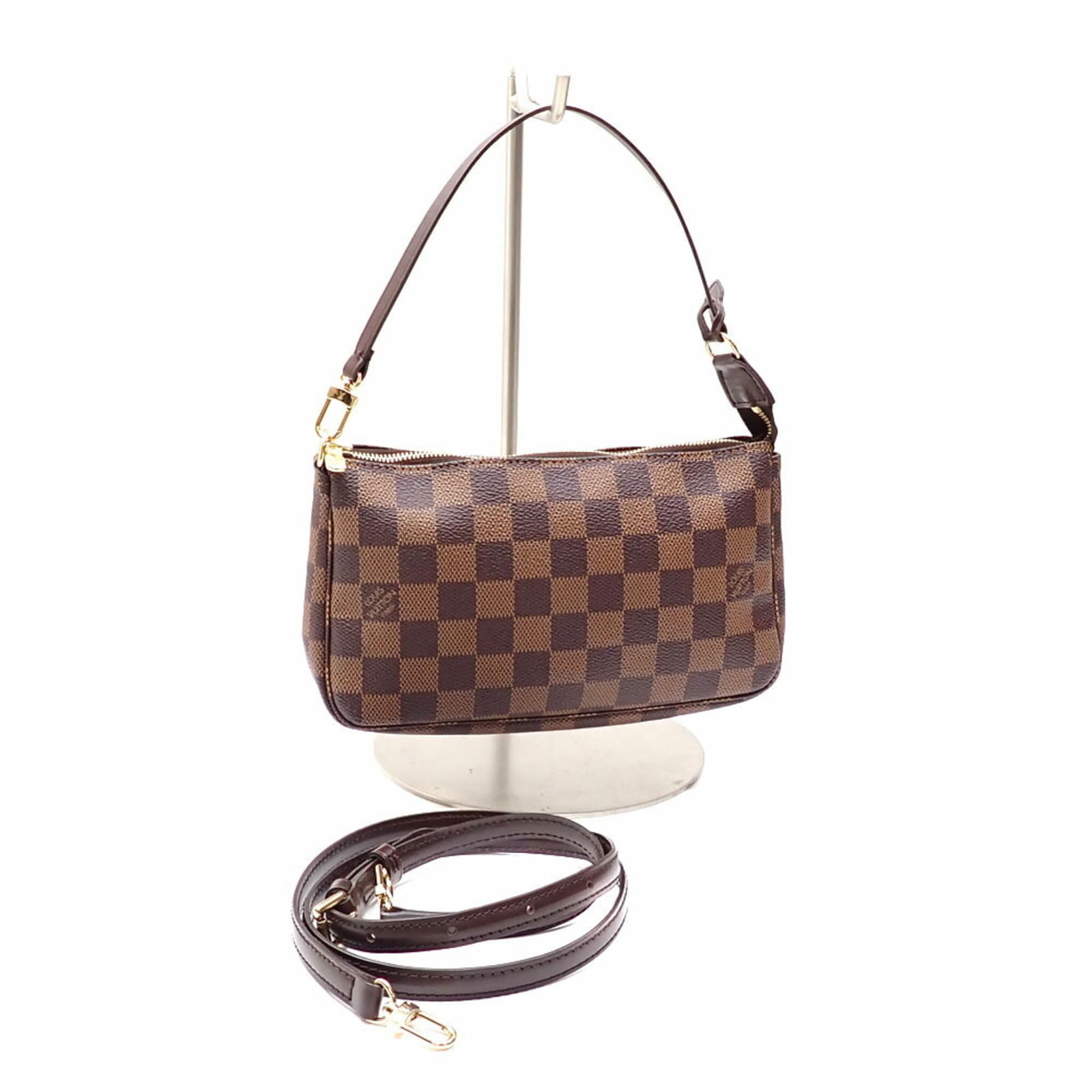 Canvas Louis Vuitton Pochette Damier: Canvas Louis Vuitton Pochette Damier This listing features Canvas Louis Vuitton Pochette Damier. Item specifics are provided below. Item Specifics: Brand: Louis Vuitton Type: Pochette Material: