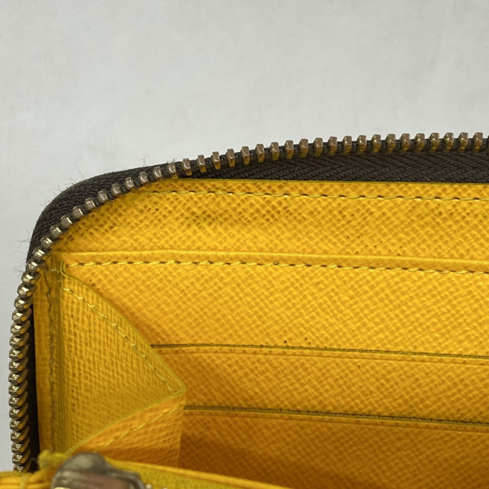 (Bi-Fold) Louis Vuitton Long Wallet - 12