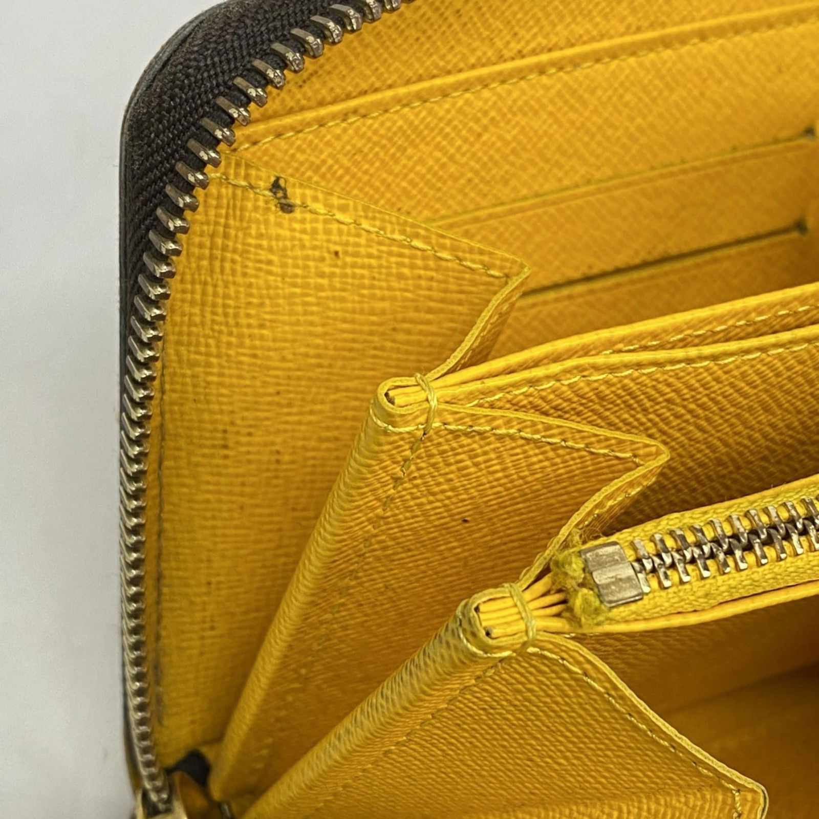 (Bi-Fold) Louis Vuitton Long Wallet - 8