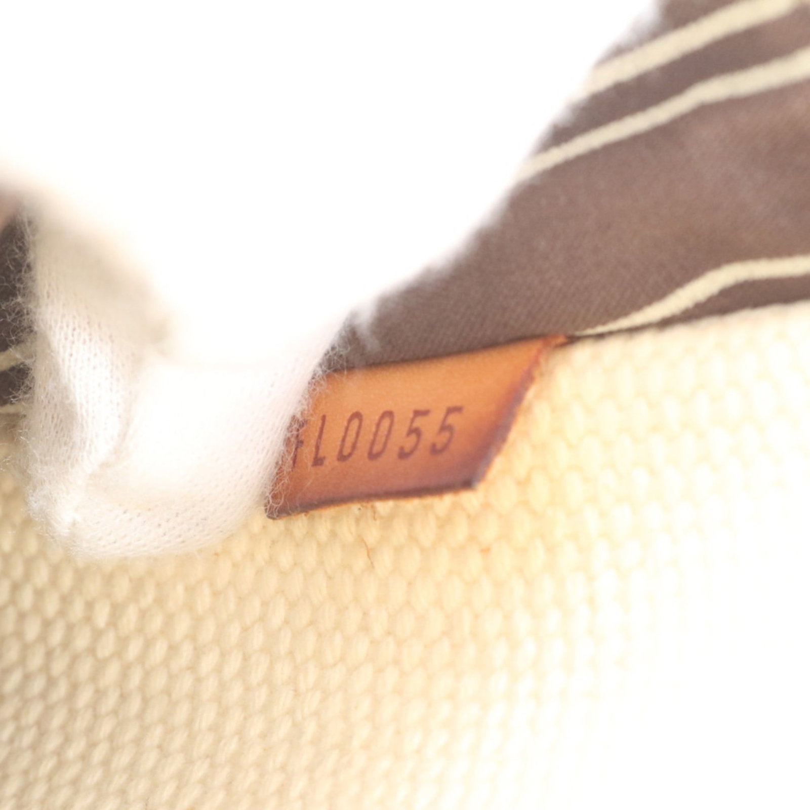 Bag Louis Vuitton Shoulder - 9