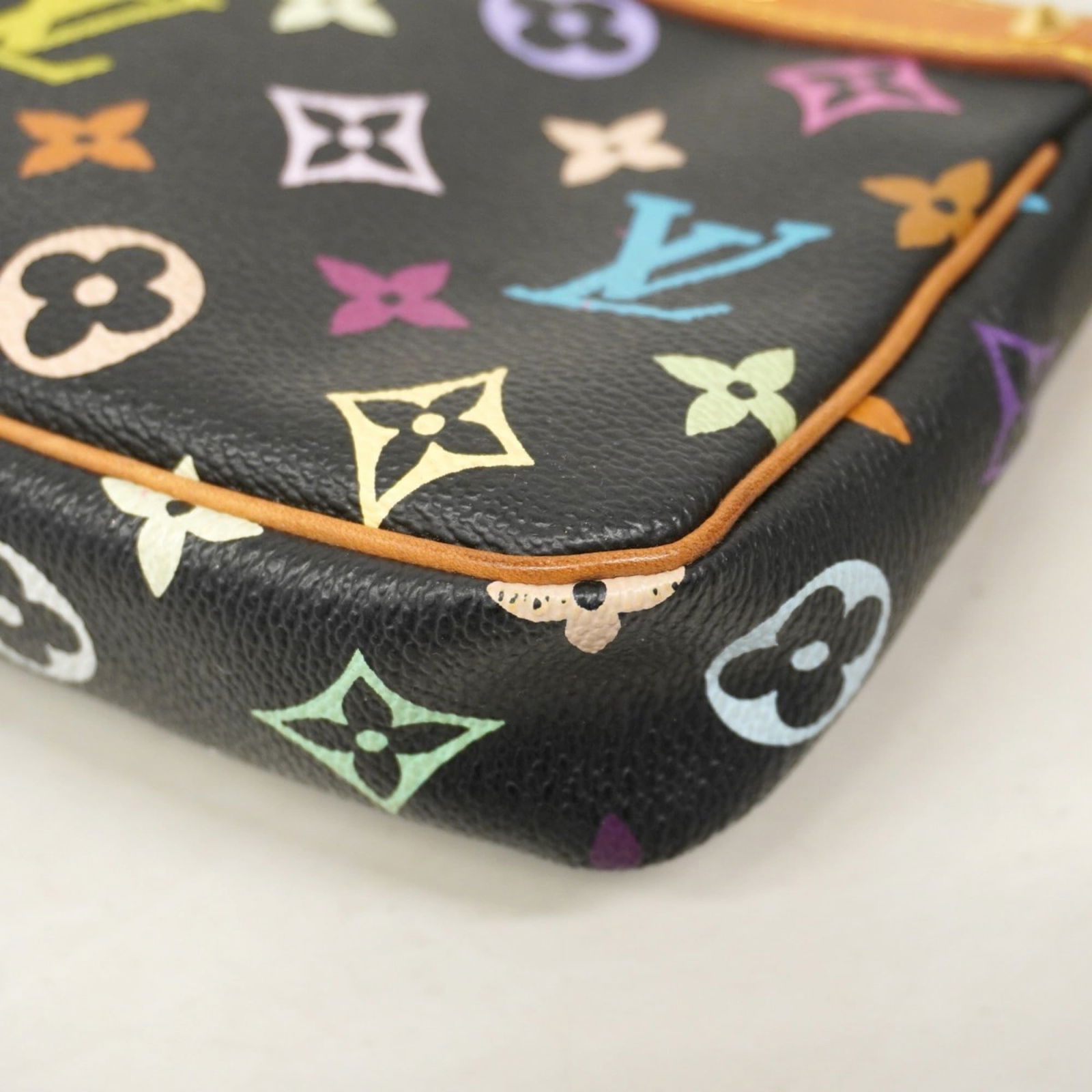 Pouch Louis Vuitton - 8