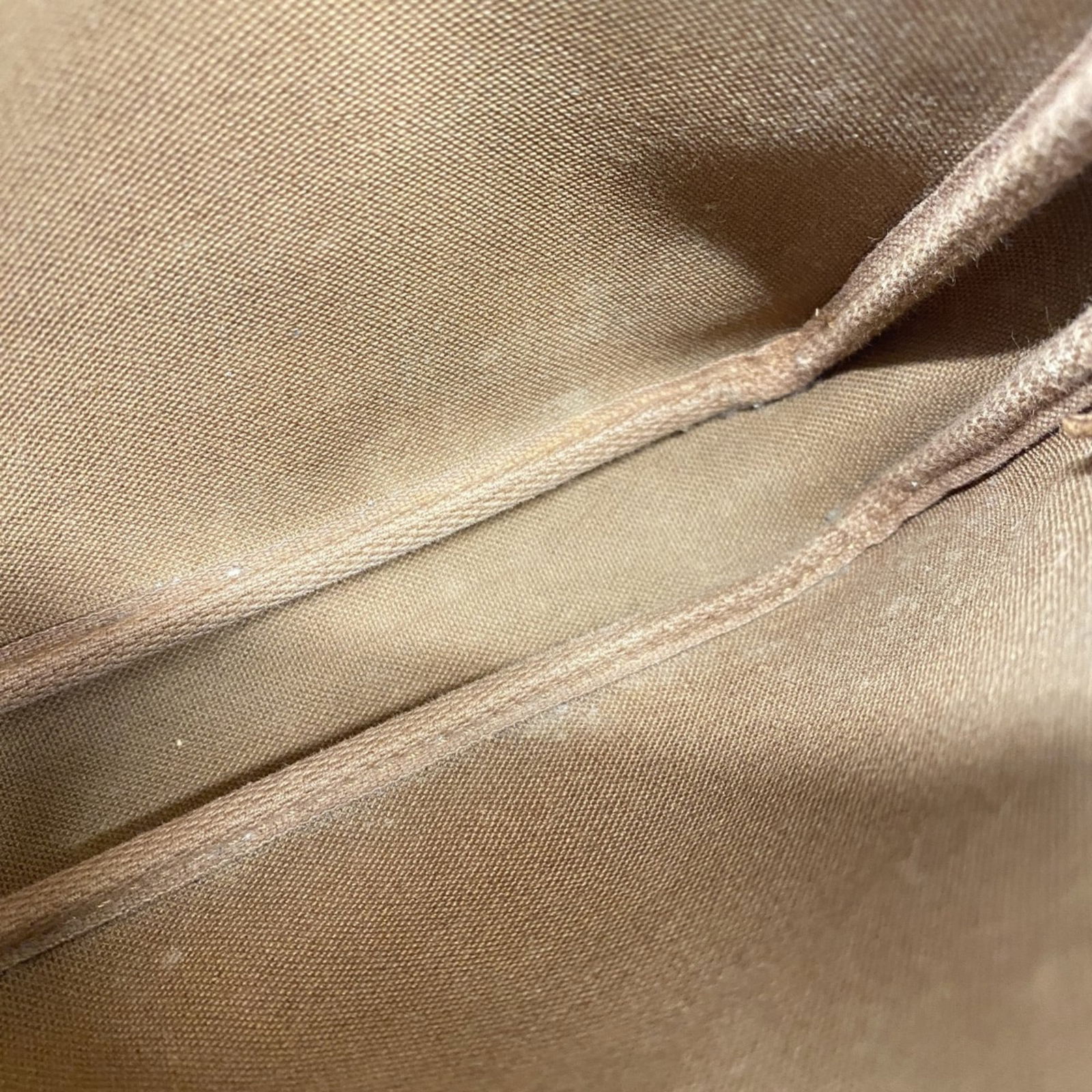 Pouch Louis Vuitton - 12