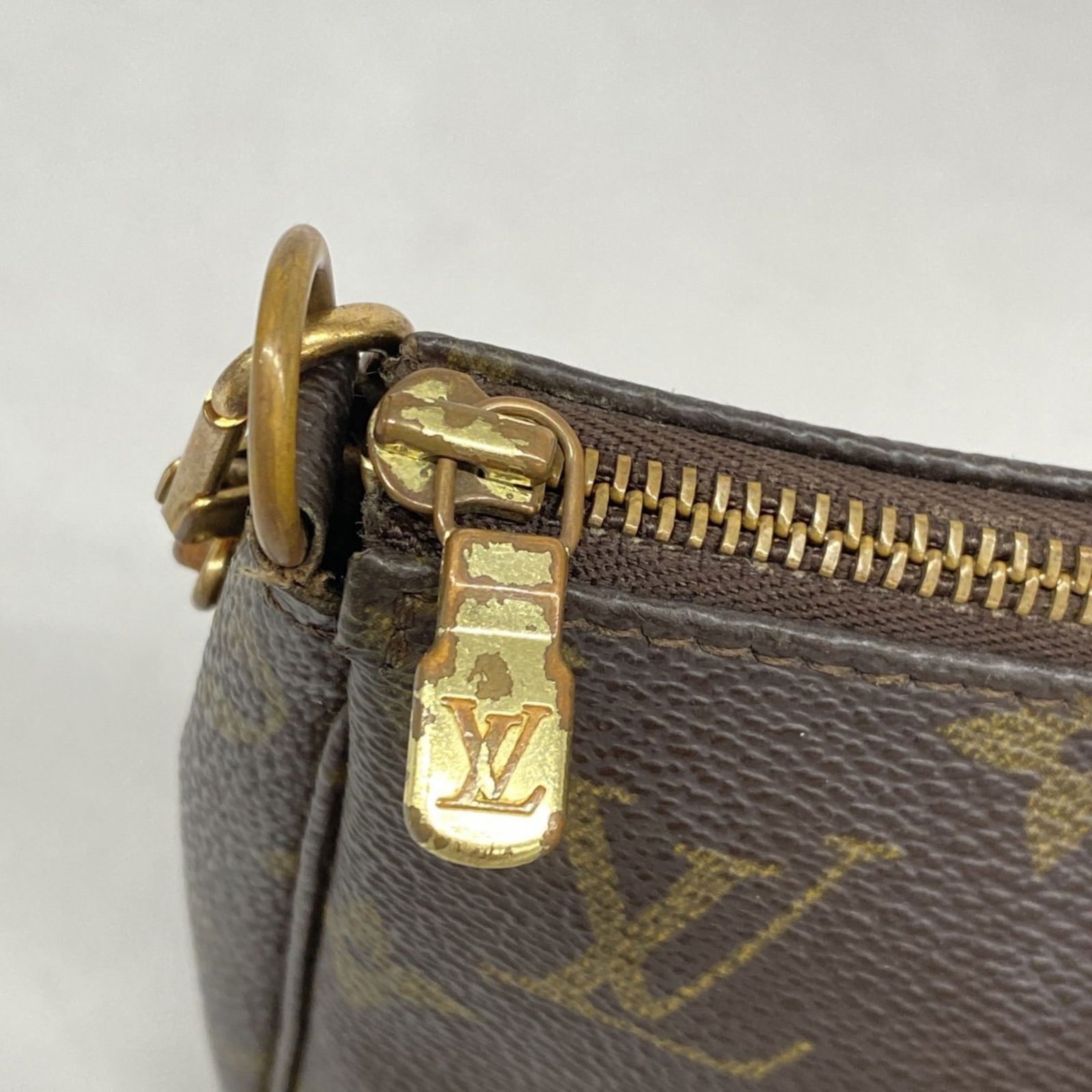 Pouch Louis Vuitton - 9