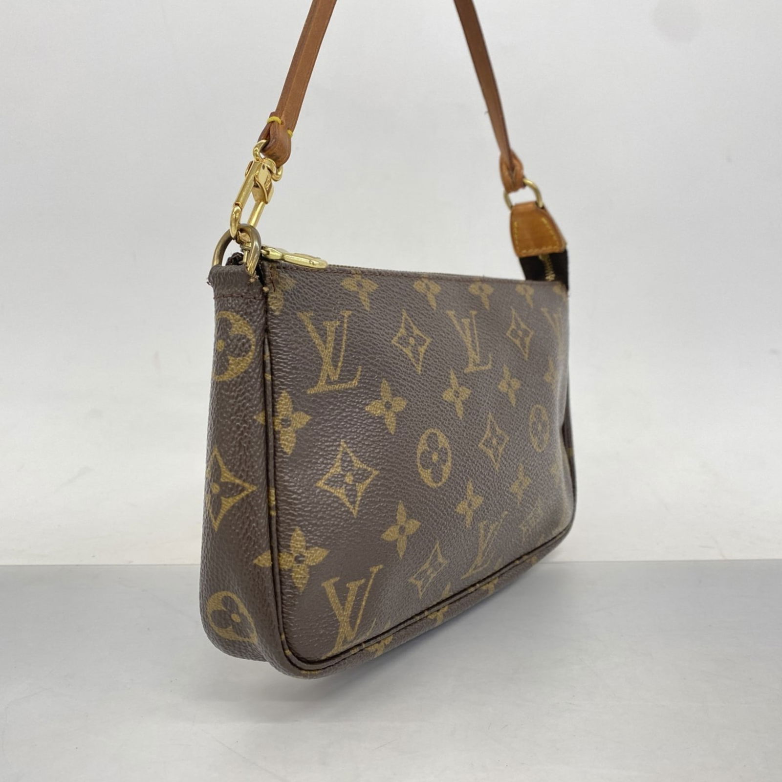 Pouch Louis Vuitton - 2